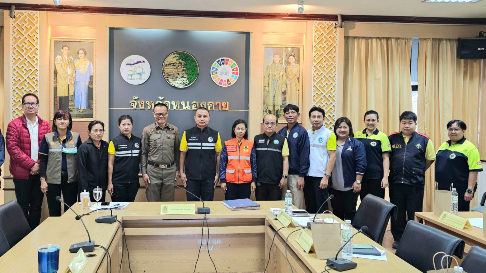 หนองคาย ประชุมคณะกรรมการศูนย์ปฏิบัติการร่วมป้องกันและลดอุบัติเหตุทางถนนในช่วงเทศ...