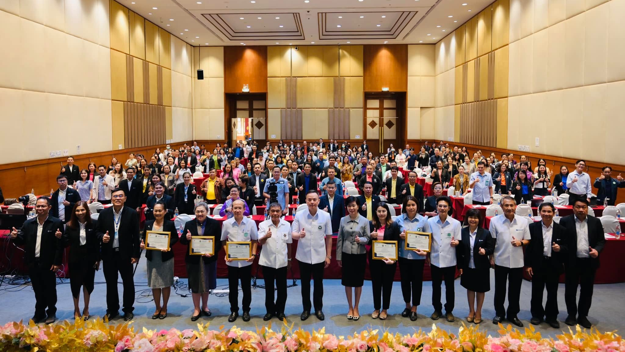 นพ.สสจ.อุบลฯ ร่วมการประชุมชี้แจงแนวทางการบริหารกองทุนหลักประกันสุขภาพแห่งชาติ ปีงบประมาณ 2568