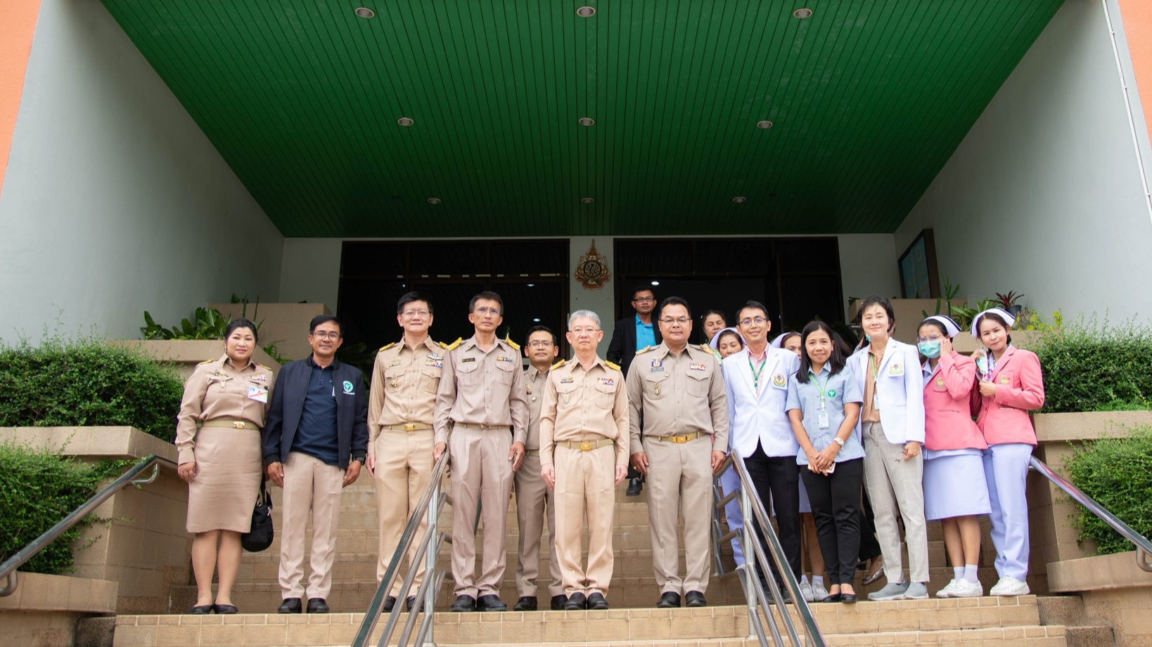 ปลัดกระทรวงสาธารณสุข และคณะผู้บริหารกระทรวงสาธารณสุข ลงพื้นที่ตรวจเยี่ยมโรงพยาบาลบุรีรัมย์