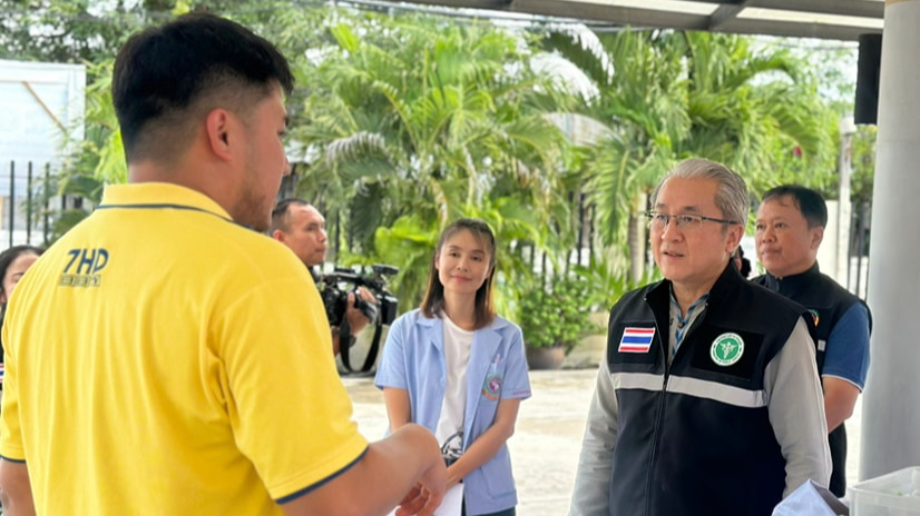 สสจ.เชียงใหม่ จัดทีมหน่วยแพทย์เคลื่อนที่พร้อมวางมาตรการช่วยเหลือด้านสุขภาพผู้ประ...