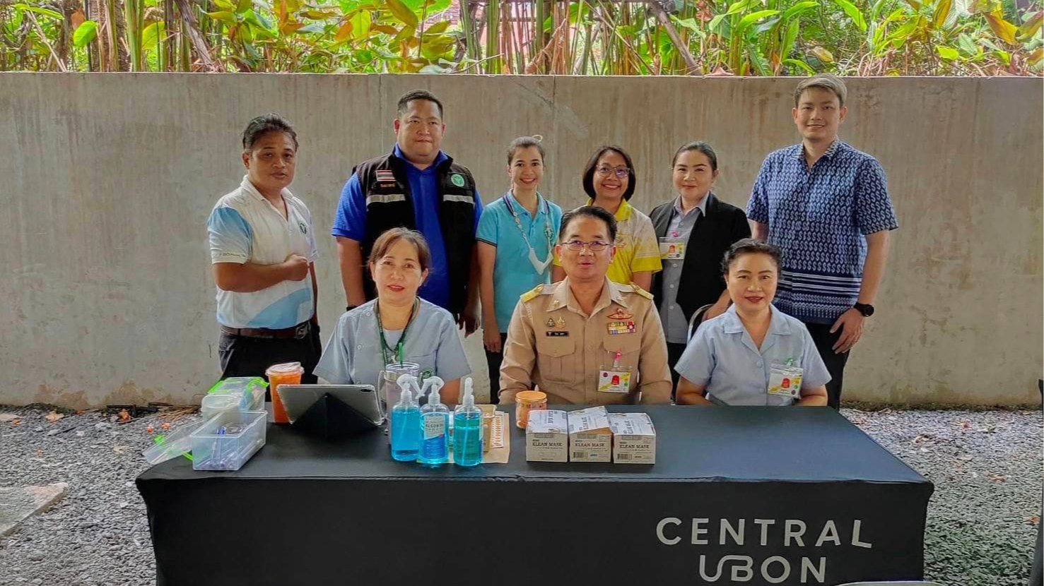 สา’สุขอุบลฯ ร่วมปฎิบัติภารกิจด้านการแพทย์ โดยการจัดทีมคัดกรองป้องกัน COVID-19 วั...