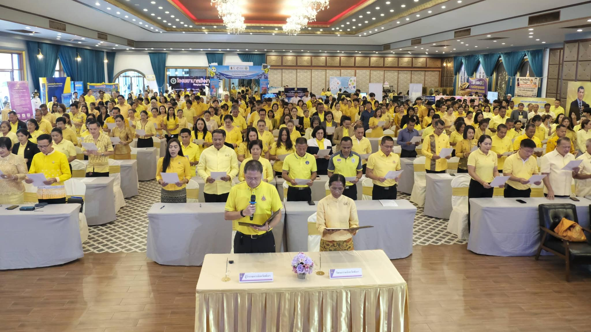 รองนายแพทย์สาธารณสุขจังหวัดพังงา เข้าร่วมงานสมัชชาคุณธรรมและตลาดนัดคุณธรรม จังหวัดพังงา ปี 2567