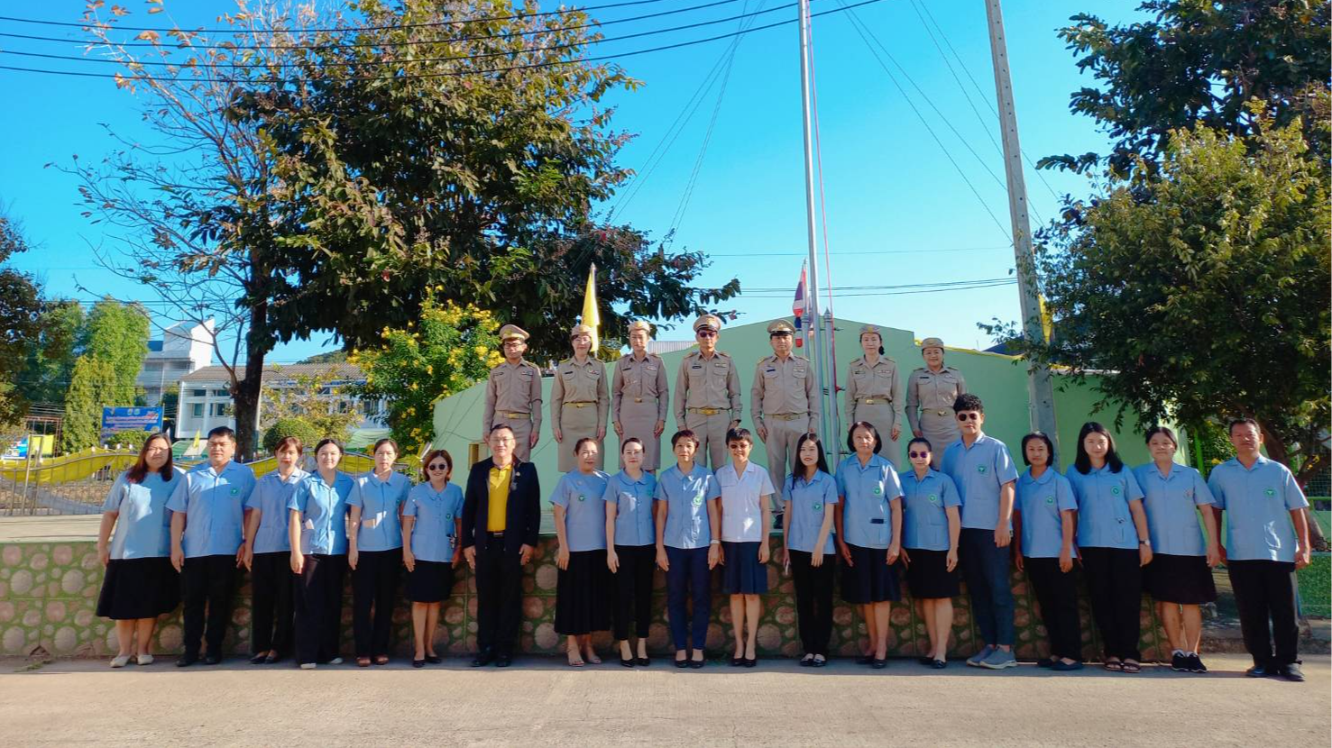 สสจ.สกลนคร “เคารพธงชาติและร้องเพลงชาติไทย ประจำสัปดาห์ น้อมรำลึกในพระมหากรุณาธิคุณพระบาทสมเด็จพระมงกุฎเกล้าเจ้าอยู่หัว”