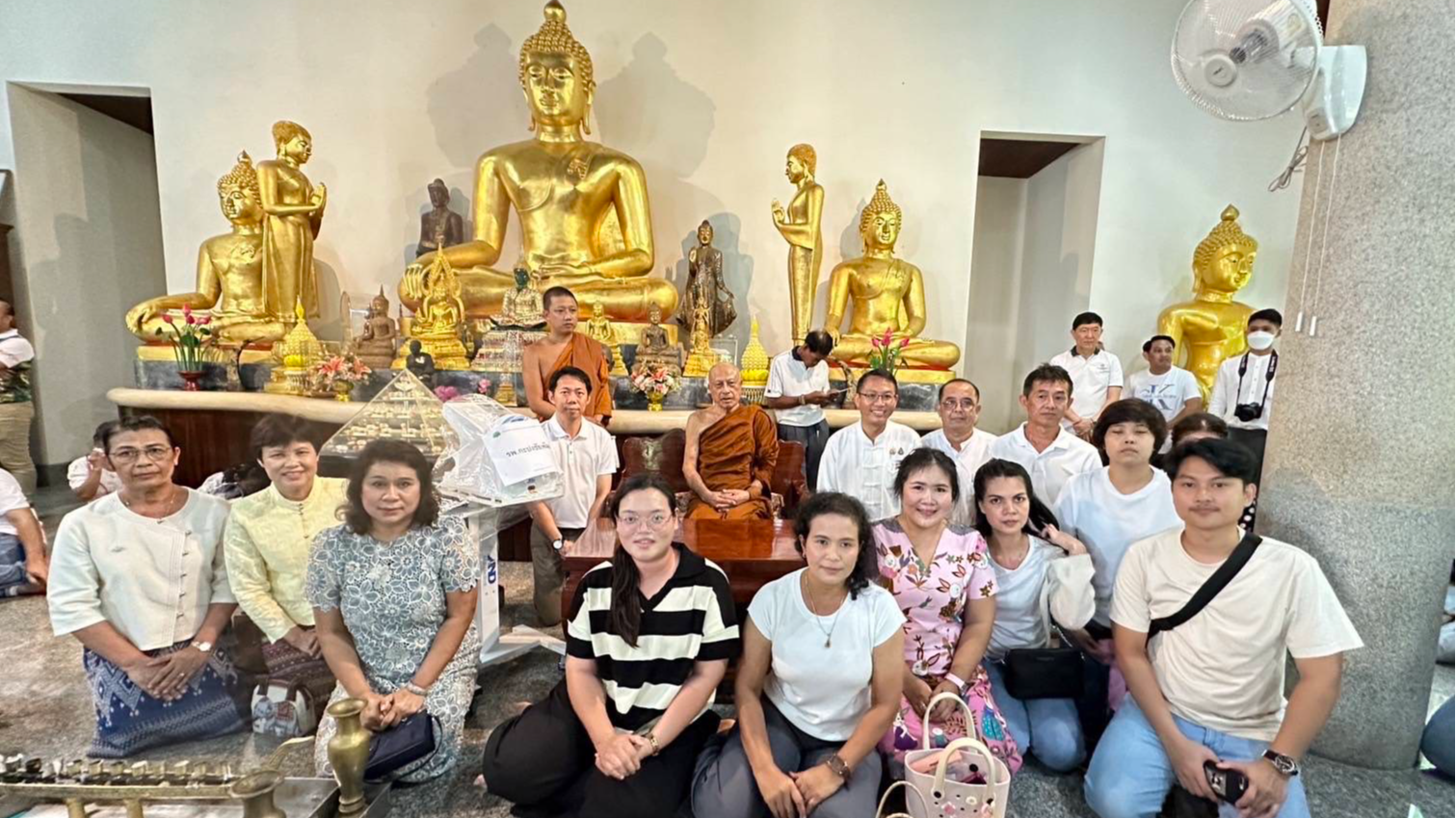 นายแพทย์สาธารณสุขจังหวัดพังงา ร่วมงานทอดกฐินสามัคคี ณ วัดป่าพุทธอุทยานเฉลิมพระเก...