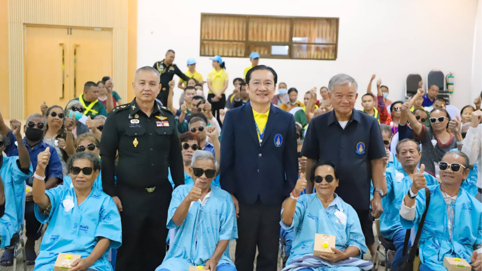 พิธีเปิดโครงการผ่าตัดตาต้อกระจกเฉลิมพระเกียรติ พระบาทสมเด็จพระเจ้าอยู่หัว  เนื่อ...