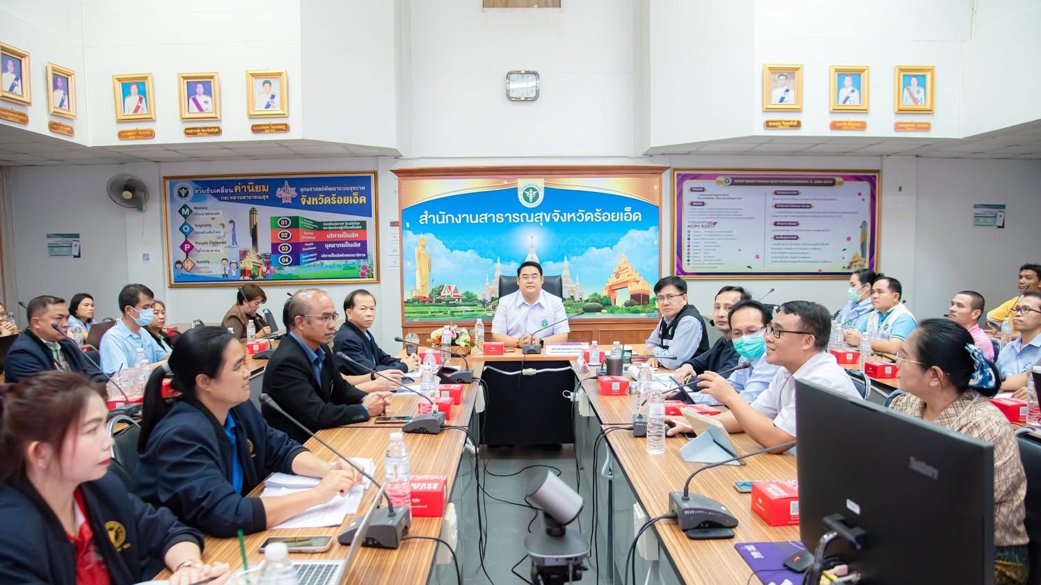 สสจ.ร้อยเอ็ด ประชุมเพื่อปรึกษาหารือ เกี่ยวกับการบริหารจัดการ การจัดซื้อ  จัดจ้าง จัดทำแผนงาน โครงการต่างๆ ที่ตรวจพบจากการลงพื้นที่หน่วยบริการของทีมตรวจสอบภายใน สำนักงานสาธารณสุขจังหวัดร้อยเอ็ด ประจำปี พ.ศ. 2568