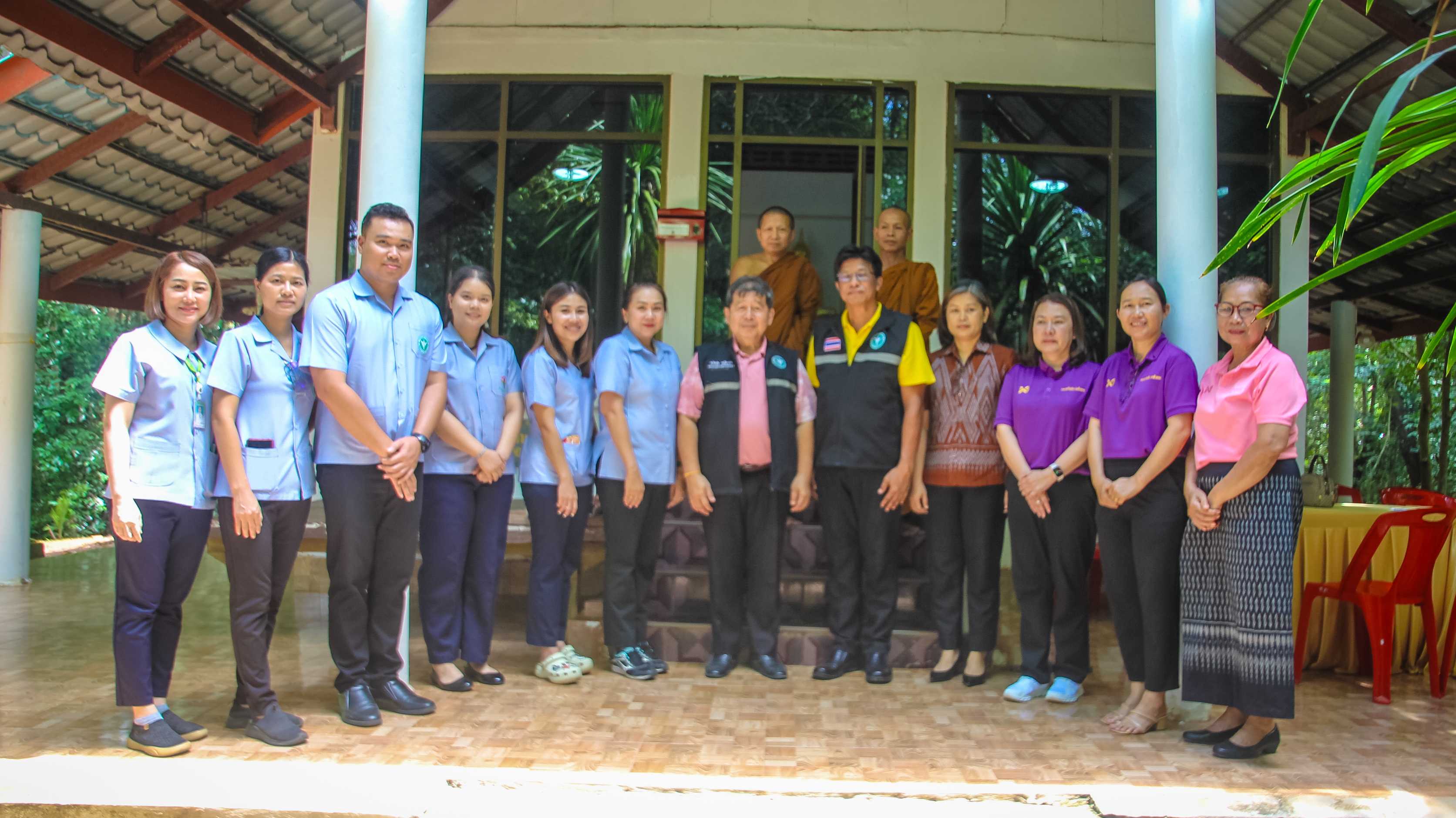 สสจ.หนองคาย ลงพื้นที่ติดตามการดำเนินงานสถานชีวาภิบาล จังหวัดหนองคาย ปีงบประมาณ 2568 ณ รพ.สต.บ้านวังไฮและวัดป่าใหม่วังไฮ อำเภอเฝ้าไร่ จังหวัดหนองคาย