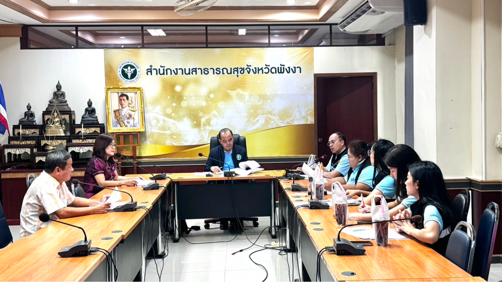 รองนายแพทย์สาธารณสุขจังหวัดพังงา ร่วมประชุมติดตามเร่งรัดการเบิกจ่ายงบประมาณและการใช้จ่ายภาครัฐ ประจำปีงบประมาณ 2568