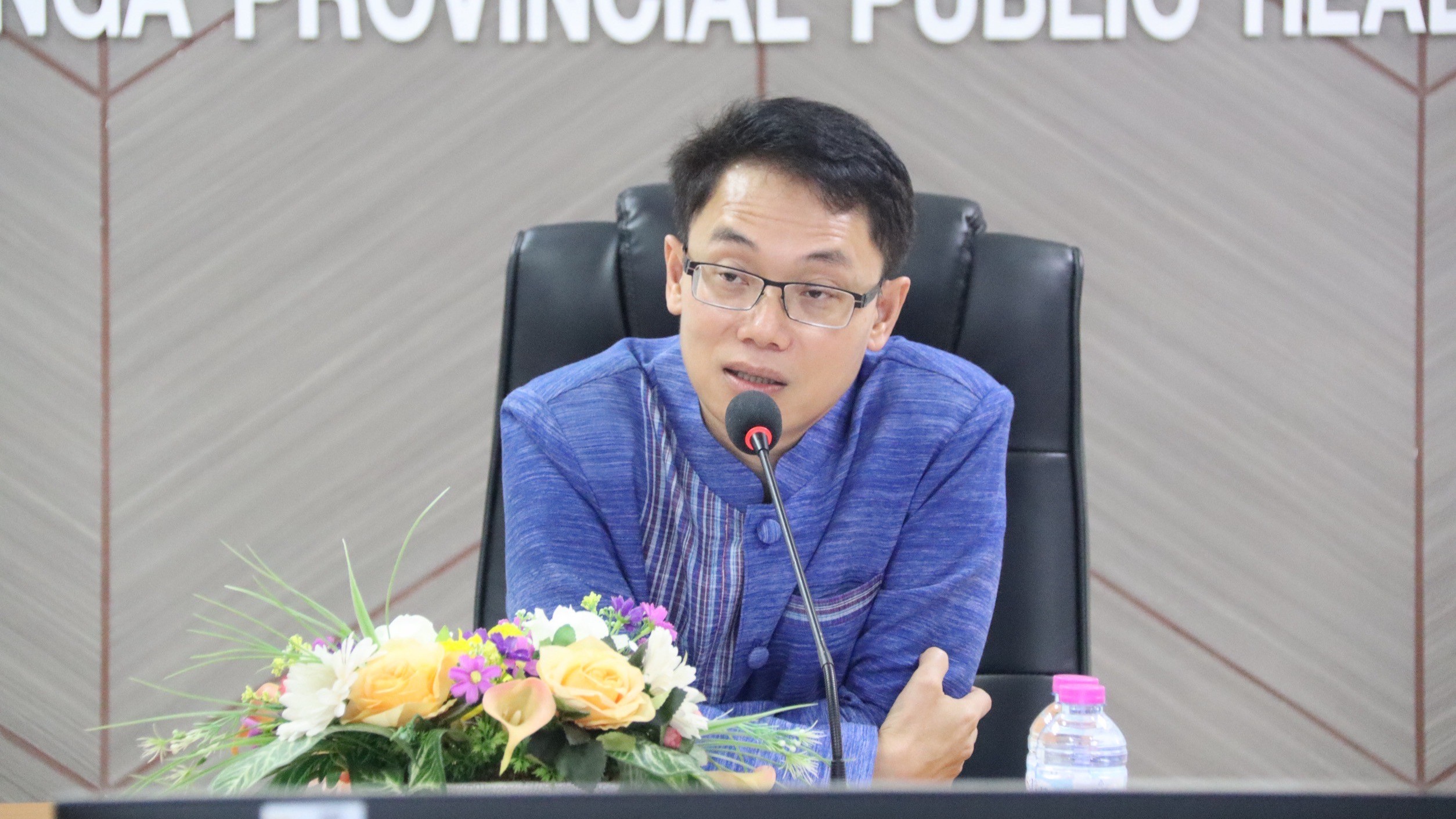นายแพทย์สาธารณสุขจังหวัดพังงา ประธานการประชุมเตรียมความพร้อมโครงการบริการทุกช่วงวัย ด้วยความห่วงใย จากกระทรวงสาธารณสุข