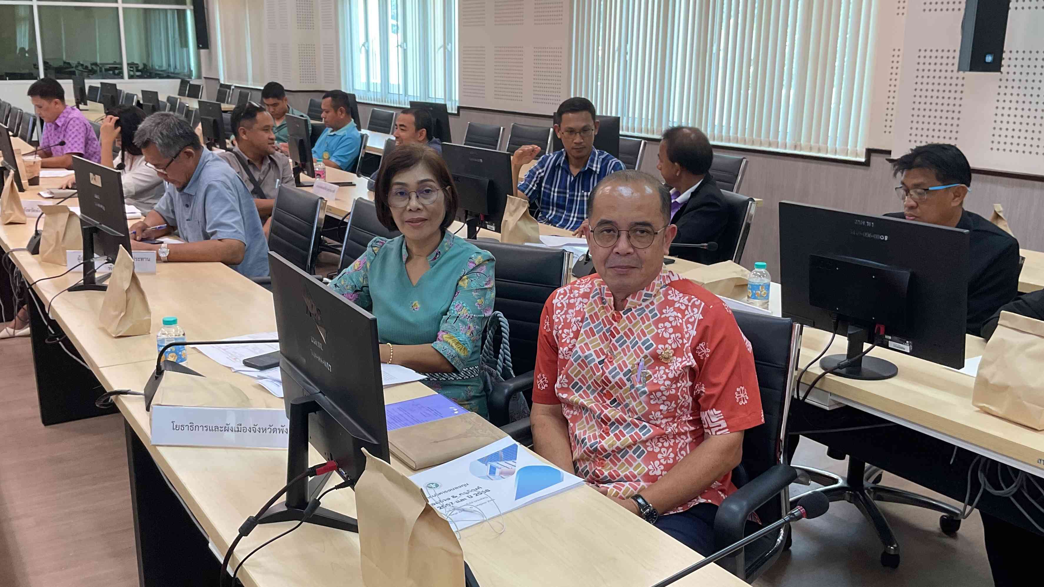 รองนายแพทย์สาธารณสุขจังหวัดพังงา  เข้าร่วมประชุมติดตามเร่งรัดการเบิกจ่ายงบประมาณ...