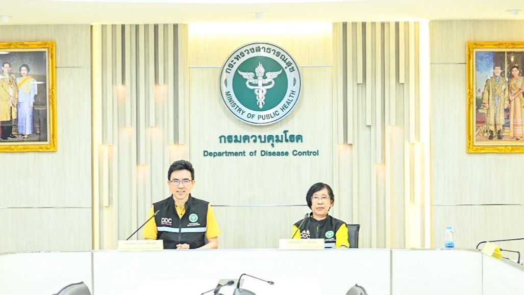 กรมควบคุมโรค แถลงข่าว “สุขภาพดีหน้าฝน รู้เท่าทัน ป้องกันโรคภัยอย่างถูกวิธี” พร้อมแนะวิธีดูแลตนเองในช่วงหน้าฝนนี้