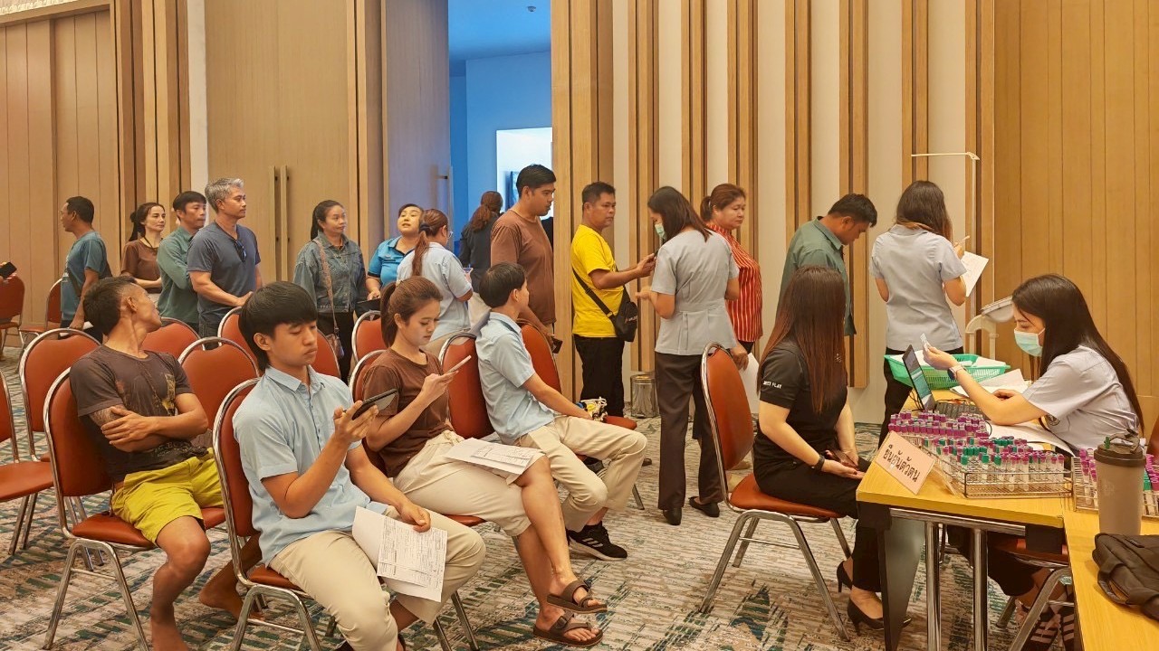 โรงพยาบาลตะกั่วป่า : ออกหน่วยตรวจสุขภาพเชิงรุก โรงแรมพูลแมน เขาหลัก ประจำปี 2568