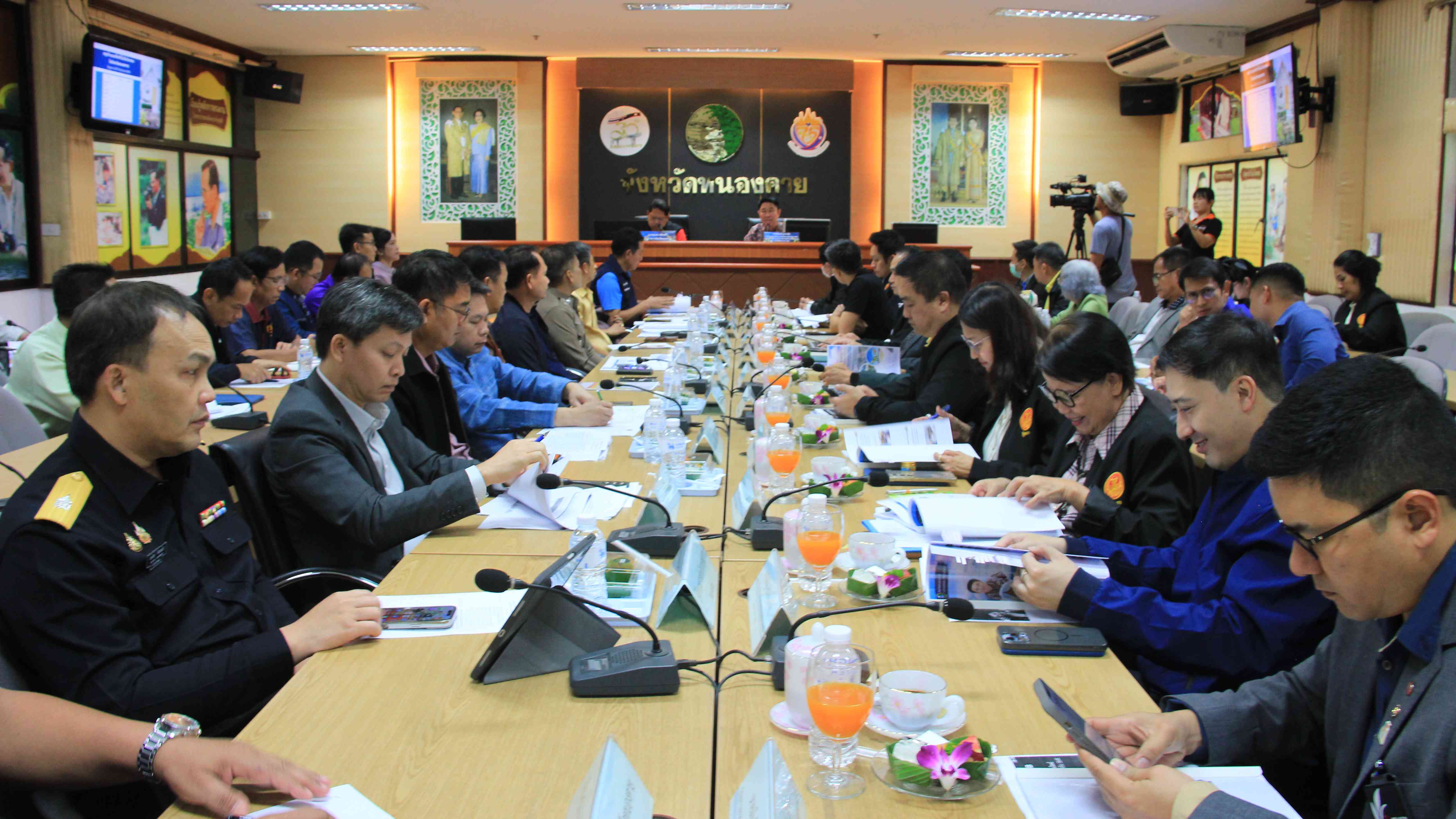 สสจ.หนองคาย ร่วมให้การต้อนรับคณะศึกษาดูงานของคณะกรรมาธิการการพาณิชย์และการอุตสาหกรรม วุฒิสภา