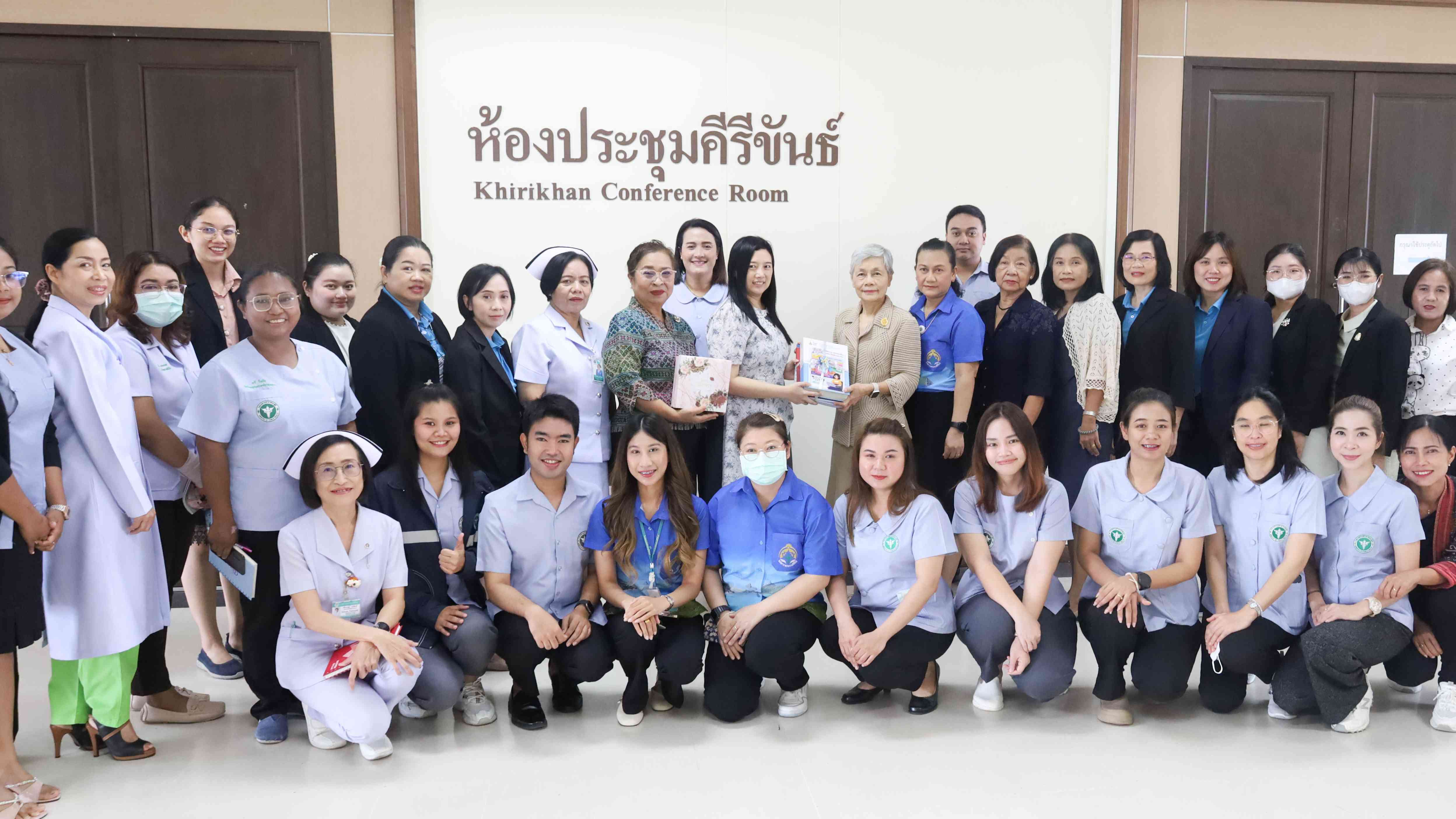 โรงพยาบาลประจวบคีรีขันธ์รับการเยี่ยมประเมินโรงพยาบาลตามมาตรฐานบริการสุขภาพที่เป็...