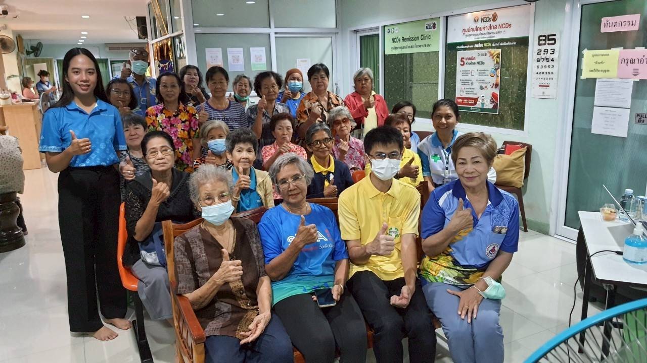 ชมรมผู้ป่วยเบาหวานและญาติ รพ.เสนา จัดกิจกรรมพบปะสังสรรค์ และแลกเปลี่ยนเรียนรู้
