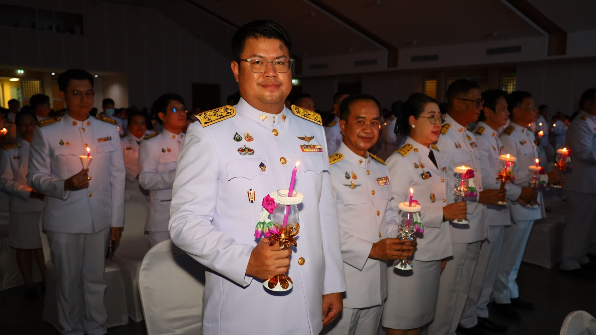 หมอใหญ่กรุงเก่า: เข้าร่วมพิธีถวายเครื่องราชสักการะและวางพานพุ่ม และพิธีจุดเทียนถวายพระพรชัยมงคล เฉลิมพระเกียรติสมเด็จพระนางเจ้าฯ พระบรมราชินี เนื่องในโอกาสวันเฉลิมพระชนมพรรษา 3 มิถุนายน 2568