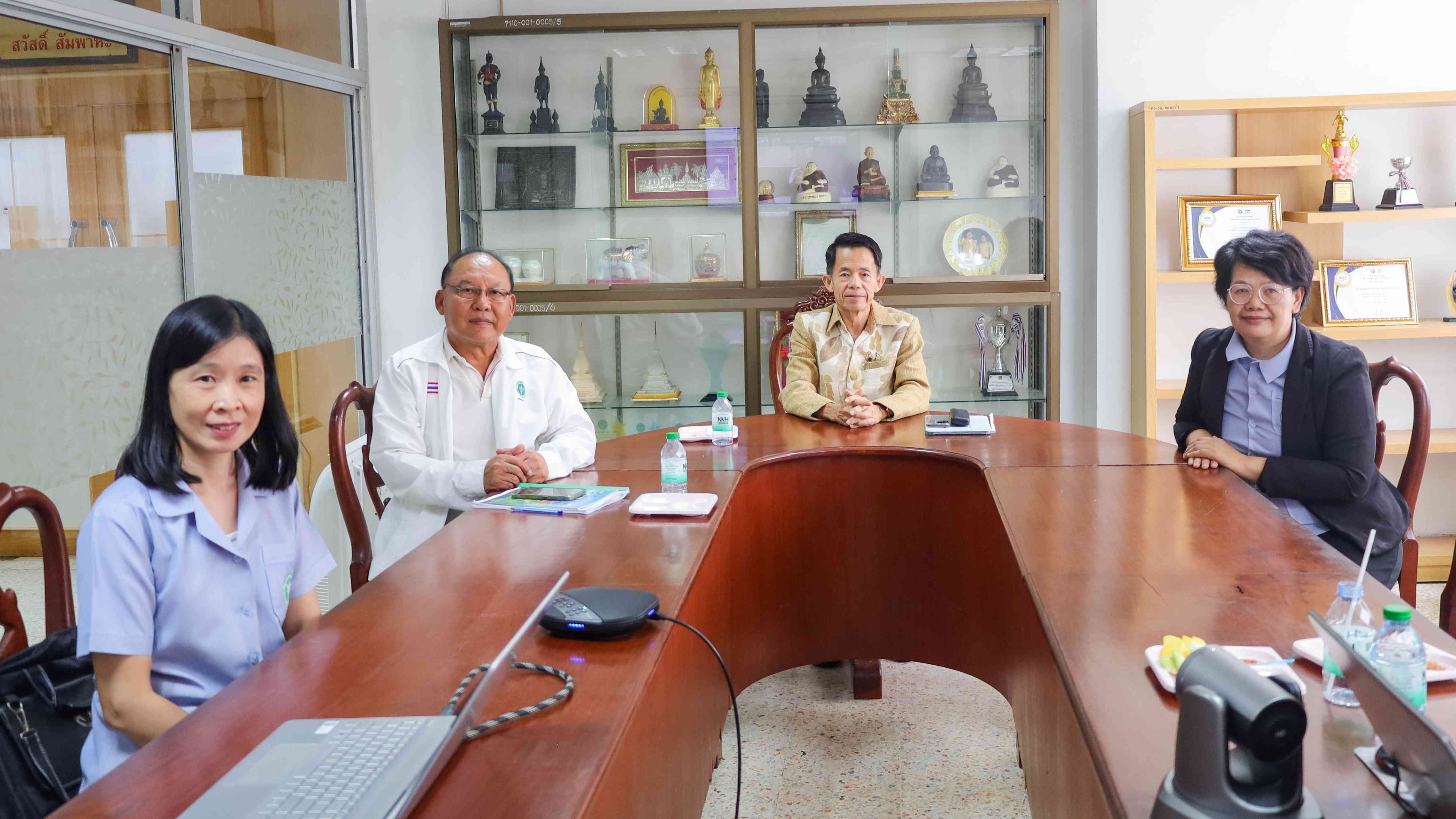 สสจ.หนองคาย ร่วมประชุมสัมมนา “รู้จัก เข้าใจ มาตรา 41”