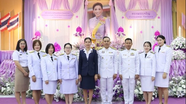 รพ.แม่สอด ร่วมพิธีเจริญพระพุทธมนต์ และทำบุญตักบาตรถวายพระราชกุศล เนื่องในโอกาสวันเฉลิมพระชนมพรรษา สมเด็จพระนางเจ้าฯ พระบรมราชินี 3 มิถุนายน 2568