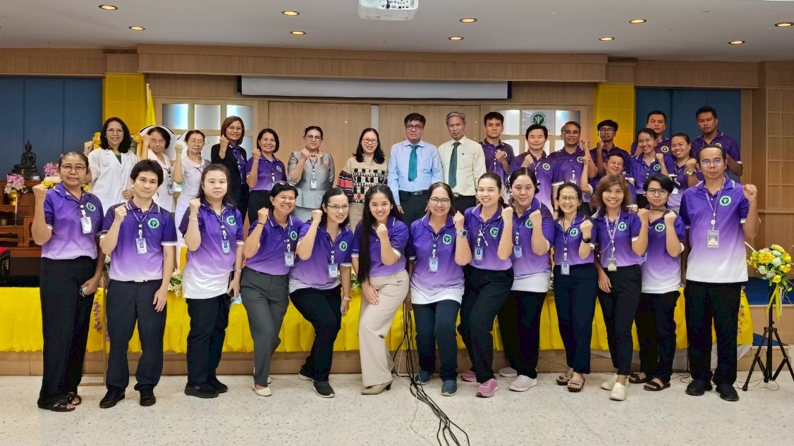 โรงพยาบาลพังงา : ให้การต้อนรับคณะตรวจเยี่ยมเพื่อรับรองคุณภาพระบบเทคโนโลยีสารสนเทศ โรงพยาบาล