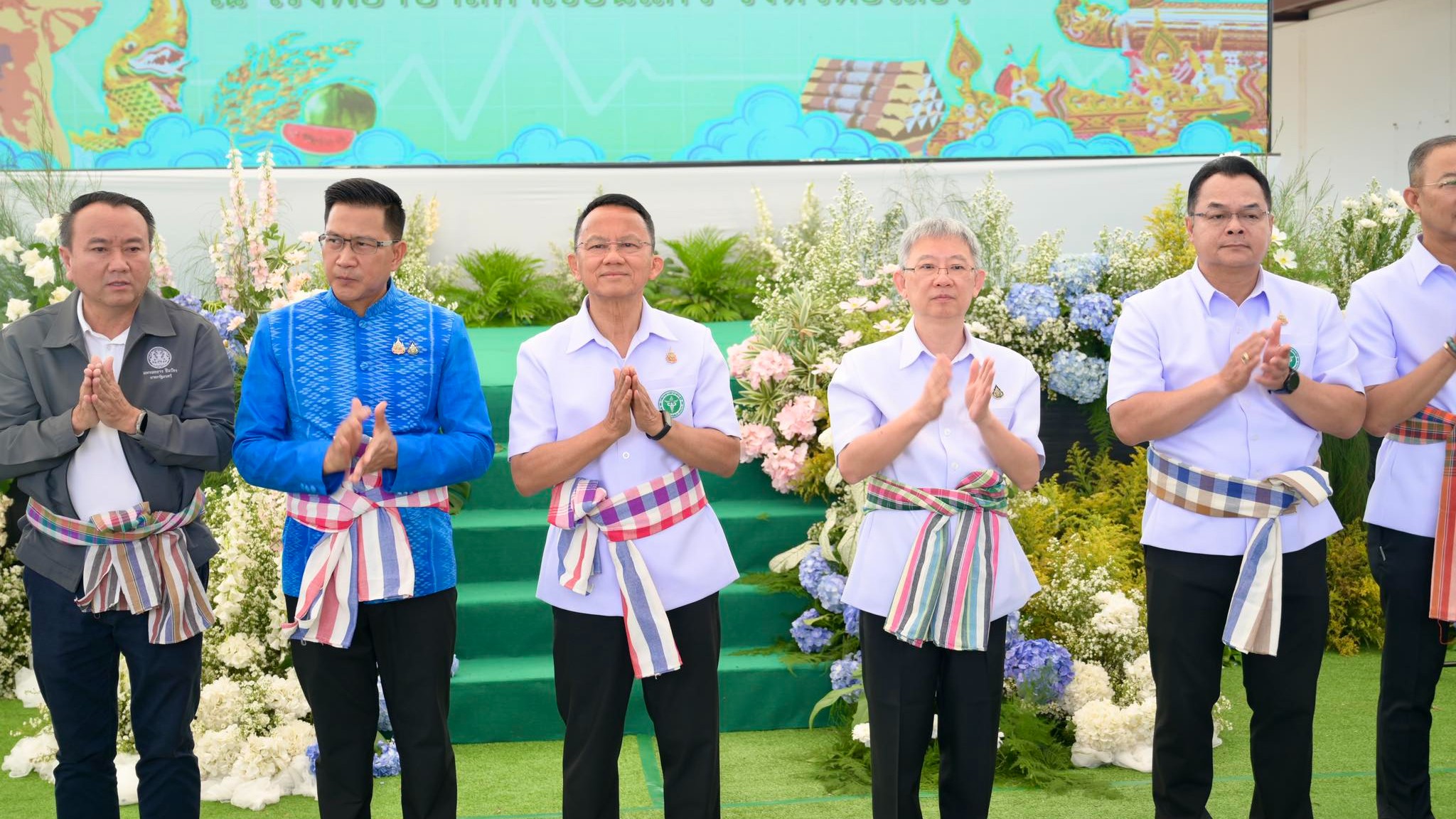 นพ.สสจ.อุบลฯ ร่วมต้อนรับ รัฐมนตรีว่าการกระทรวงสาธารณสุข นายสมศักดิ์ เทพสุทิน ลงพ...