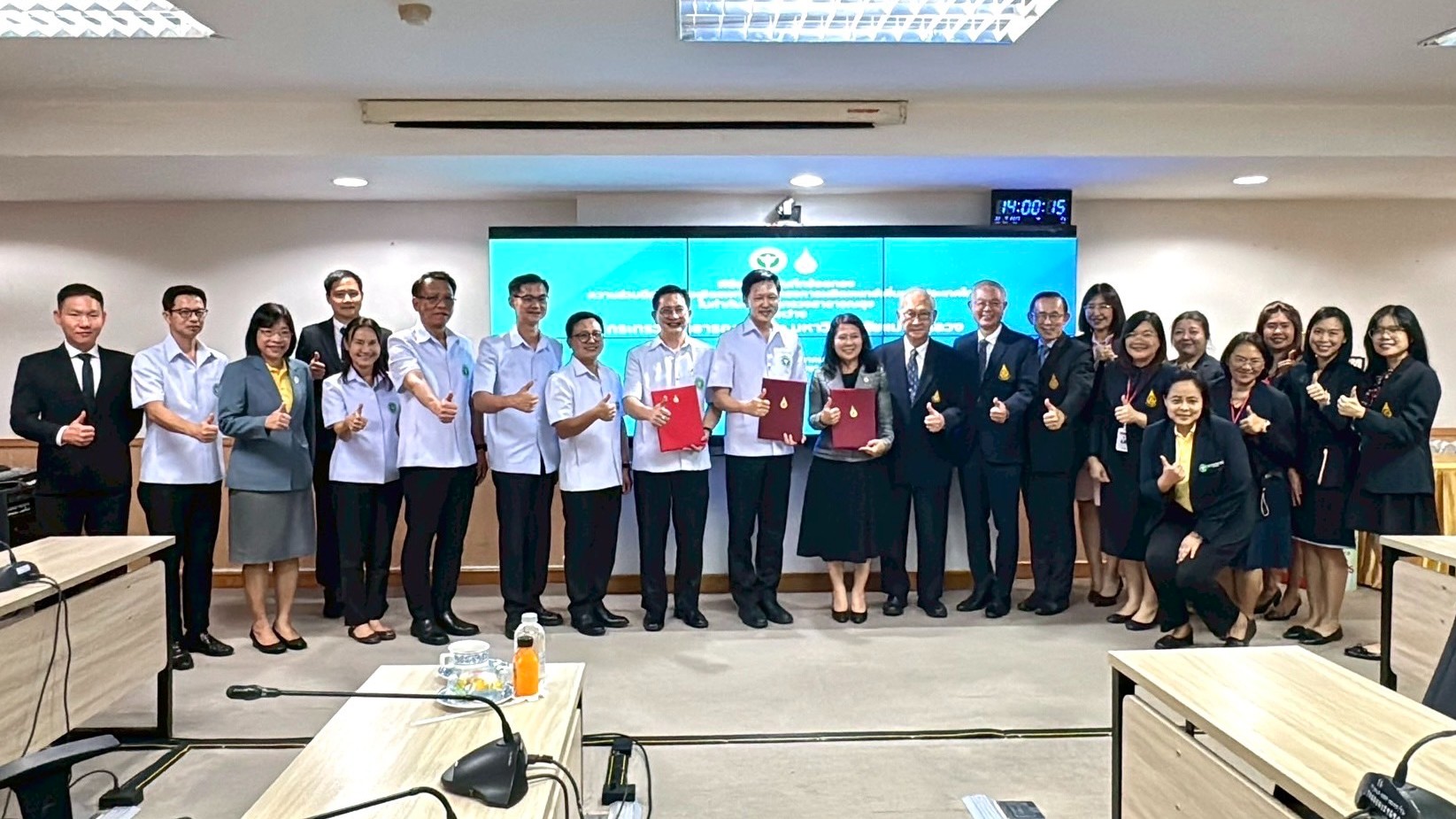 โรงพยาบาลเชียงรายประชานุเคราะห์ ร่วมพิธีลงนามบันทึกข้อตกลงความร่วมมือในการผลิตแพ...