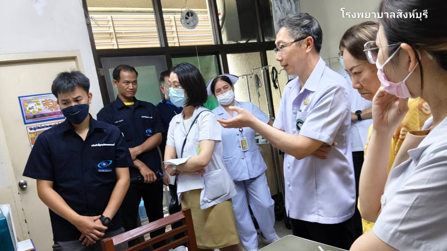 ผู้อำนวยการโรงพยาบาลสิงห์บุรี  พร้อมคณะผู้บริหารและทีม เยี่ยมให้กำลังใจหน่วยงาน ...