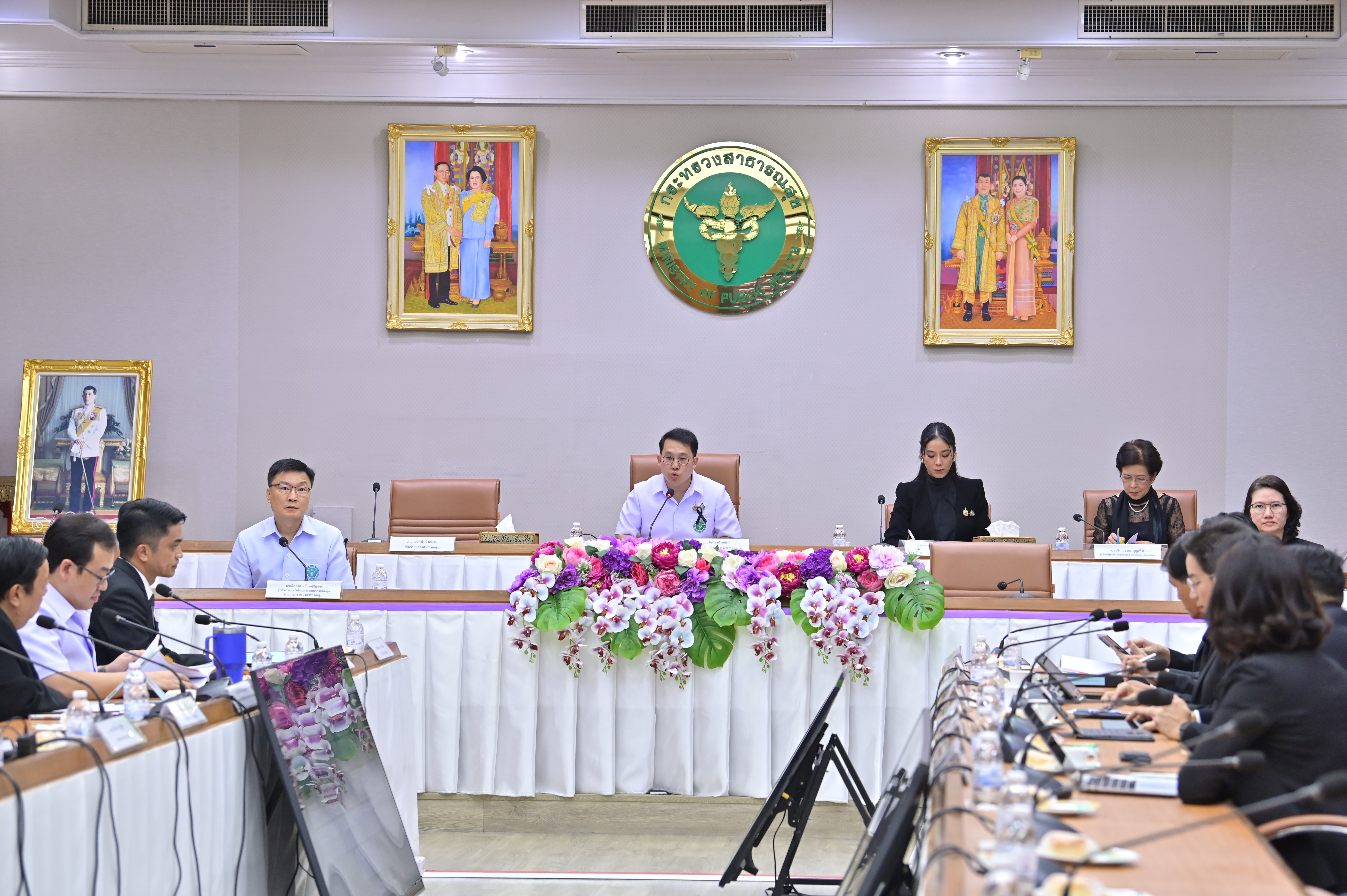 “พัฒนา” ประชุม คกก.สุขภาพดิจิทัล เห็นชอบ 4 เรื่องหลัก ขับเคลื่อน “หมอพร้อม SuperApp” จ่อเชื่อมข้อมูล รพ.สธ. - กทม. รองรับรักษาทุกที่