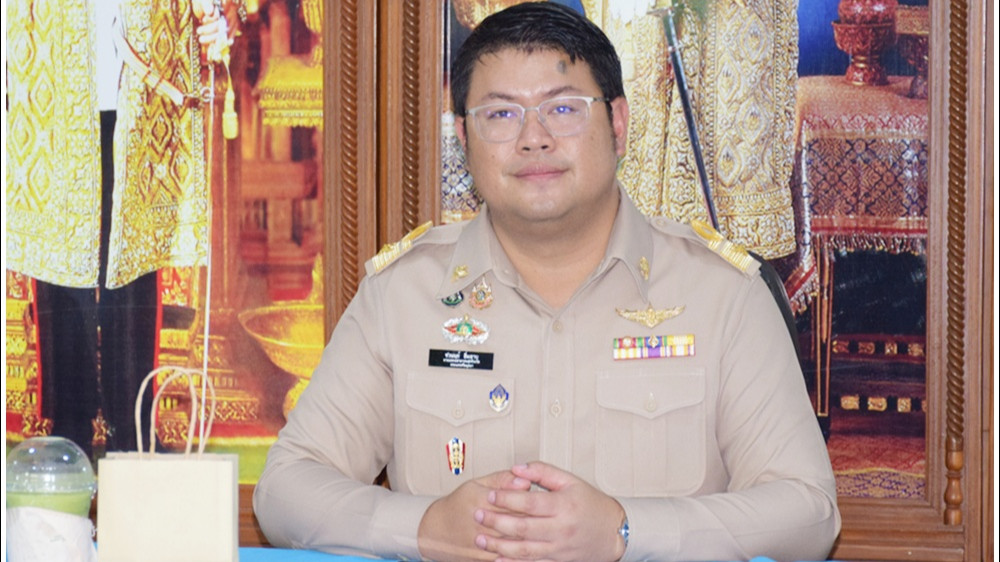 หมอใหญ่กรุงเก่า: ประธานประชุมเพื่อหาแนวทางกรณีการเสียชีวิต จากสถานการณ์อุทกภัย แ...