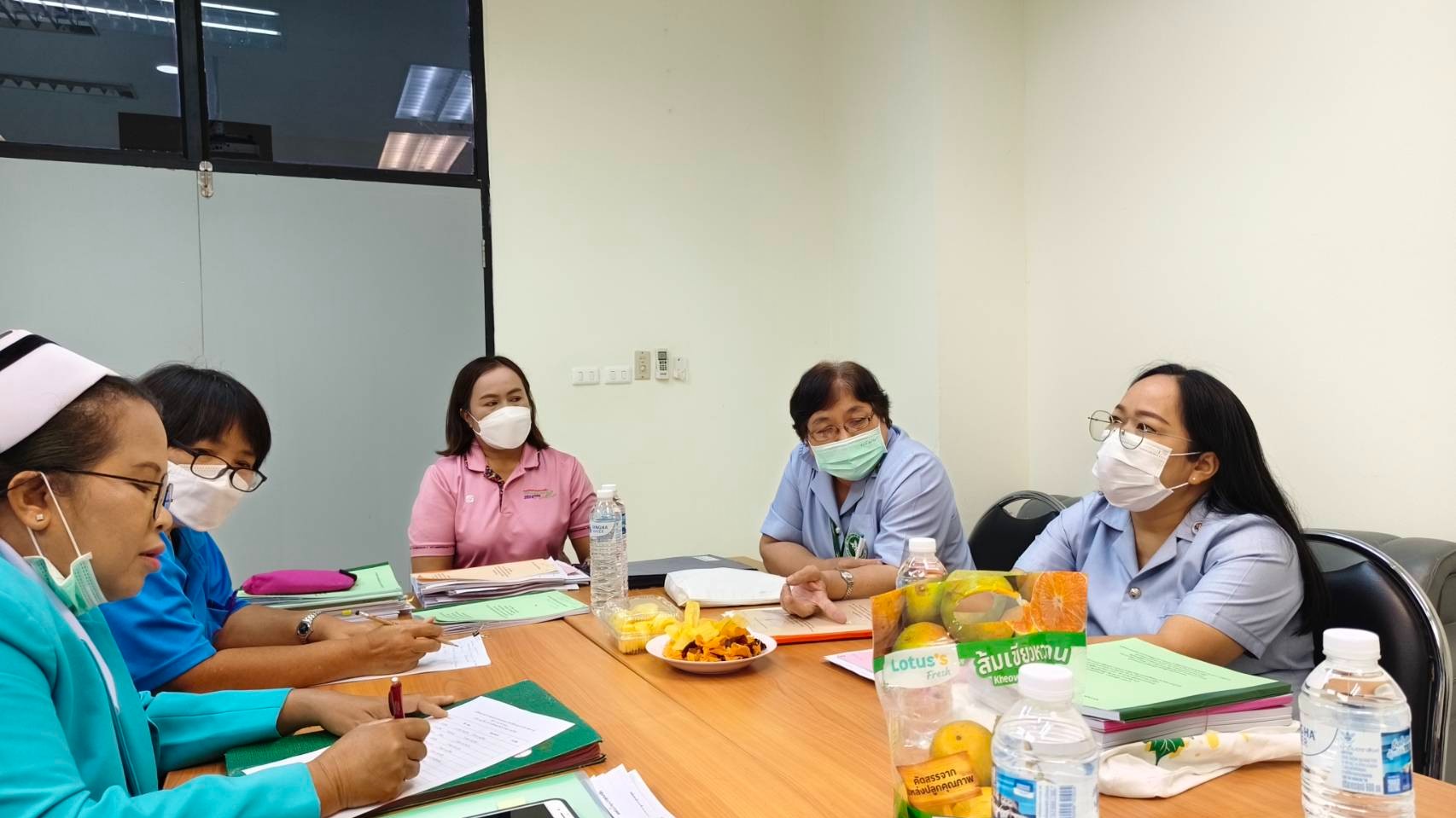 กลุ่มงานทรัพยากรบุคคล รพ.บุรีรัมย์ จัดการประชุมคณะกรรมการประเมินผลงาน ตำแหน่งพยาบาลวิชาชีพชำนาญการ (ด้านการพยาบาล)