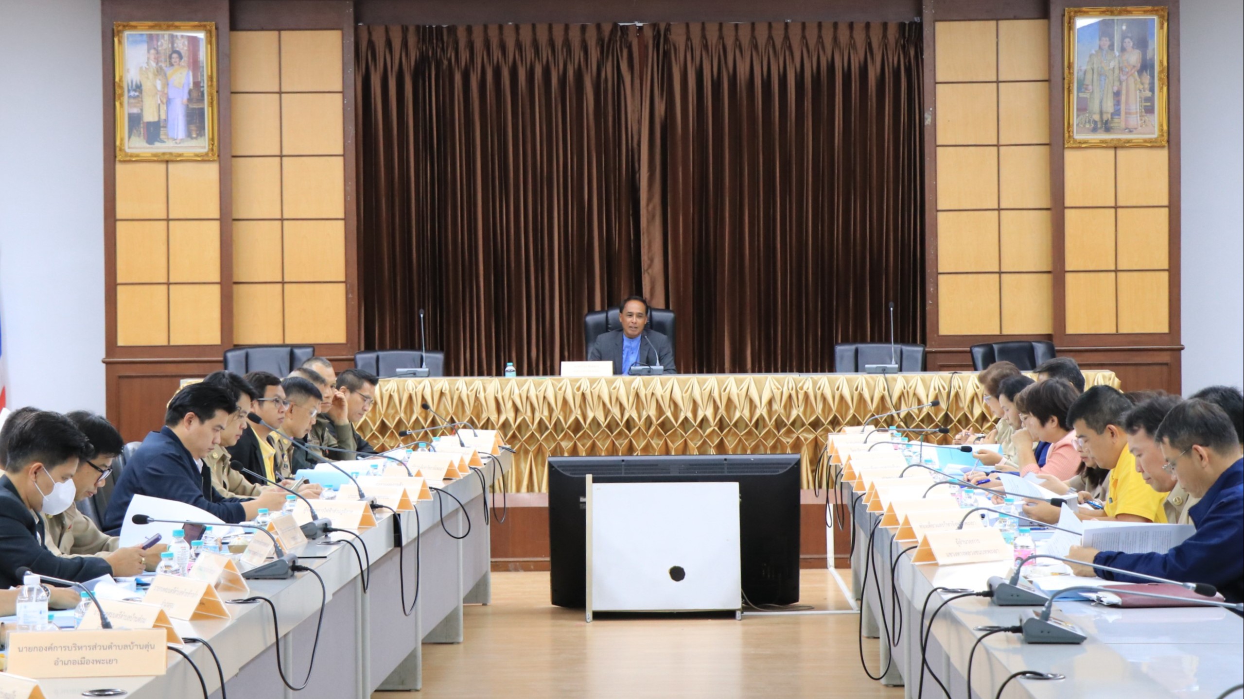 สาธารณสุขจังหวัดพะเยา เข้าร่วมประชุมคณะกรรมการบริหารงานจังหวัดแบบบูรณาการ จังหวัดพะเยา (ก.บ.จ.) ครั้งที่่ 3/2568