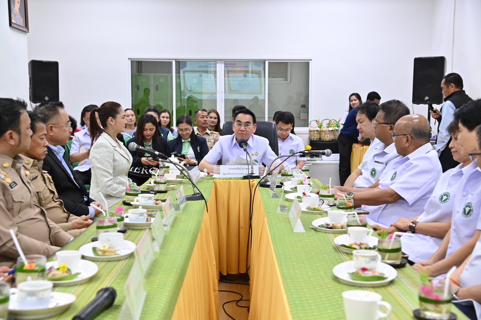 รมช.สธ. ติดตามความก้าวหน้าศูนย์บริการสาธารณสุขหาดใหญ่ชีวาสุข และร้านนวดแผนไทย