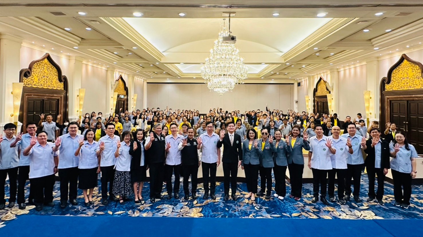 ผู้อำนวยการโรงพยาบาลสิงห์บุรี ร่วมพิธีเปิดการประชุมเชิงปฏิบัติการ  การพัฒนาศักยภาพแกนนำสุขภาพและ อสม.