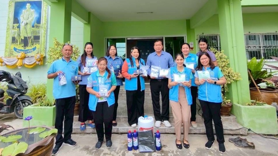 สสจ.สมุทรปราการ ลงพื้นที่มอบวัสดุอุปกรณ์สนับสนุน แก่สำนักงานสาธารณสุขอำเภอบางบ่อ...