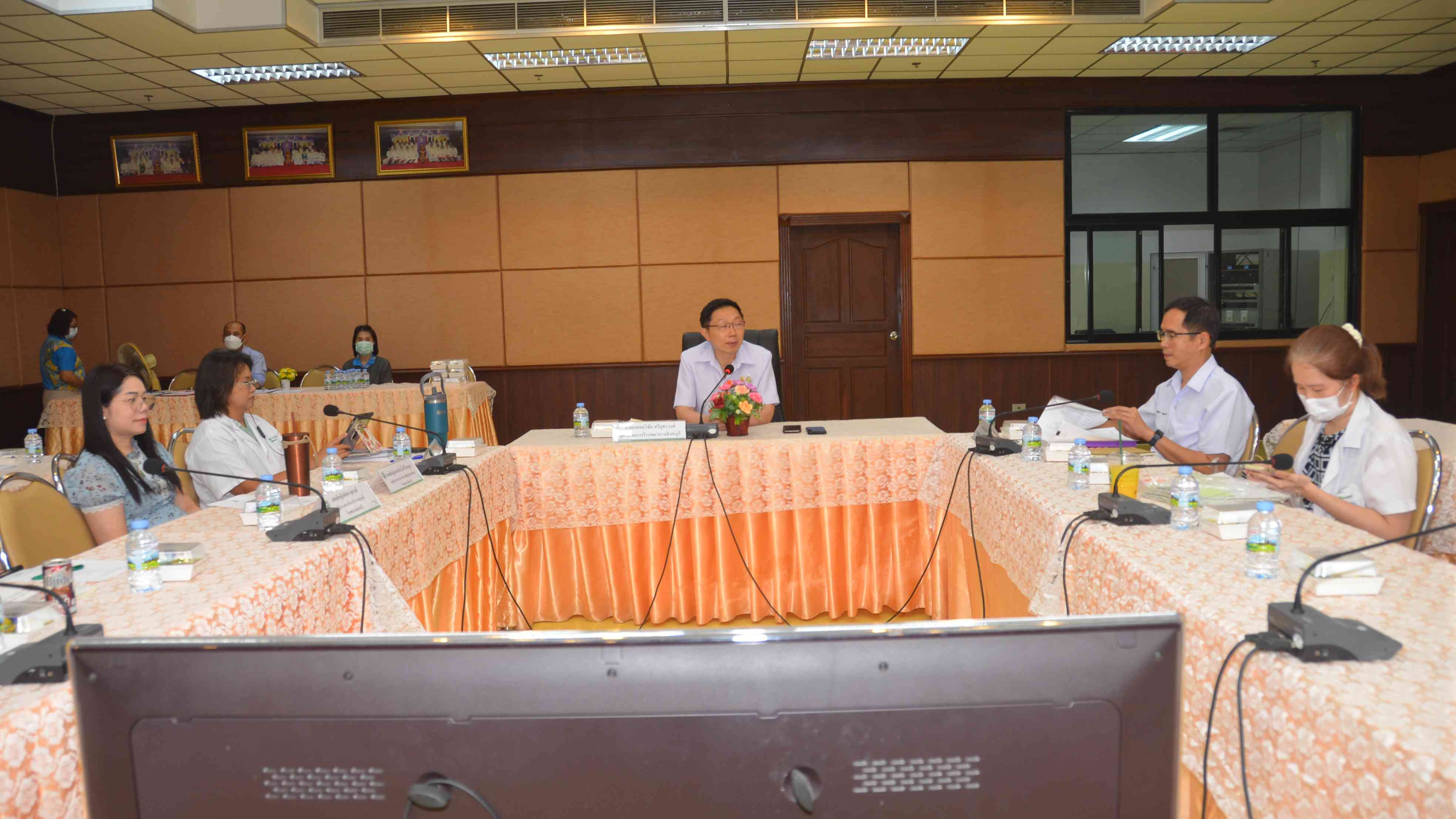ผู้อำนวยการโรงพยาบาลสิงห์บุรี  ประธานเปิดการประชุม คกก.พัฒนาระบบบริการสุขภาพ (Service Plan) ปี ๒๕๖๘ เน้นผลการดำเนินงานและแผนการพัฒนา  มุ่งยกระดับตามนโยบายกระทรวงสาธารณสุข