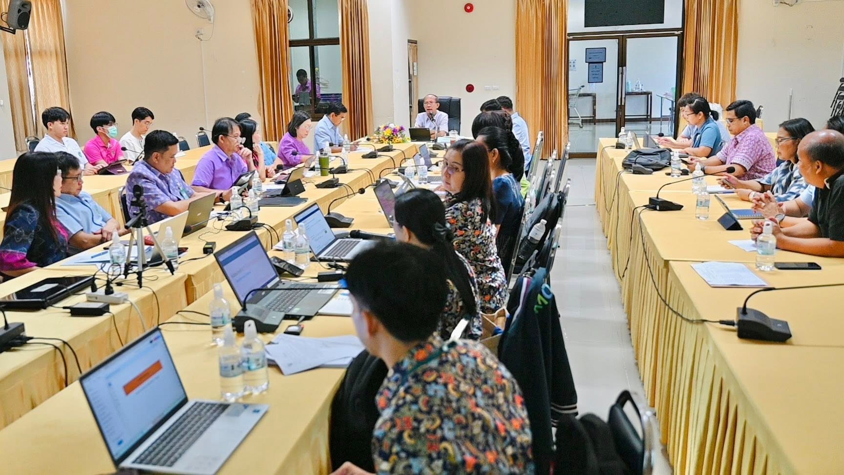นพ.สสจ.อุบลฯ ประธานการประชุมคณะกรรมการบริหารสาธารณสุขจังหวัดอุบลราชธานี (กกบ.) ครั้งที่ ๖/๒๕๖๘