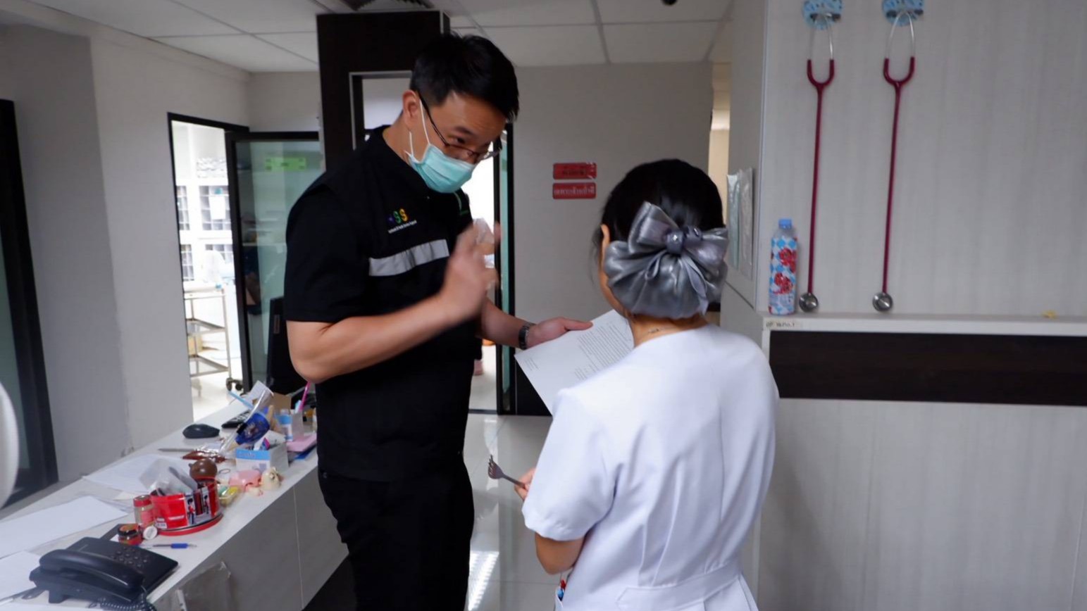 สบส. ลงตรวจคลินิกฟอกไต ย่านสำโรงเหนือ หลังโซเชียลแชร์ผู้ป่วยโดนโยนเข็มฟอกเลือดใส่