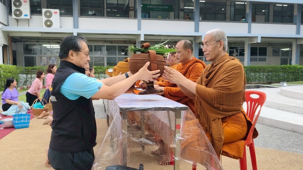 รพ.สรรพสิทธิประสงค์ จัดกิจกรรมเส้นทางบุญประจำเดือนพฤษภาคม 2568