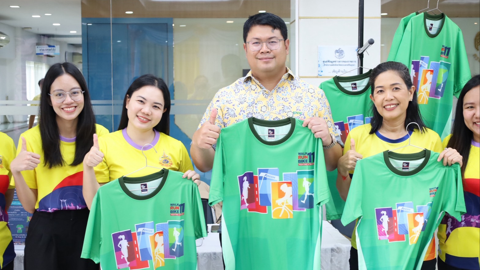 หมอใหญ่กรุงเก่า: เชิญชวนหัวหน้าส่วนราชการ และผู้สนใจ เข้าร่วมสมัครโครงการแสงนำใจไทยทั้งชาติ เดิน วิ่ง ปั่น ป้องกันอัมพาต ครั้งที่ 11 เฉลิมพระเกียรติ