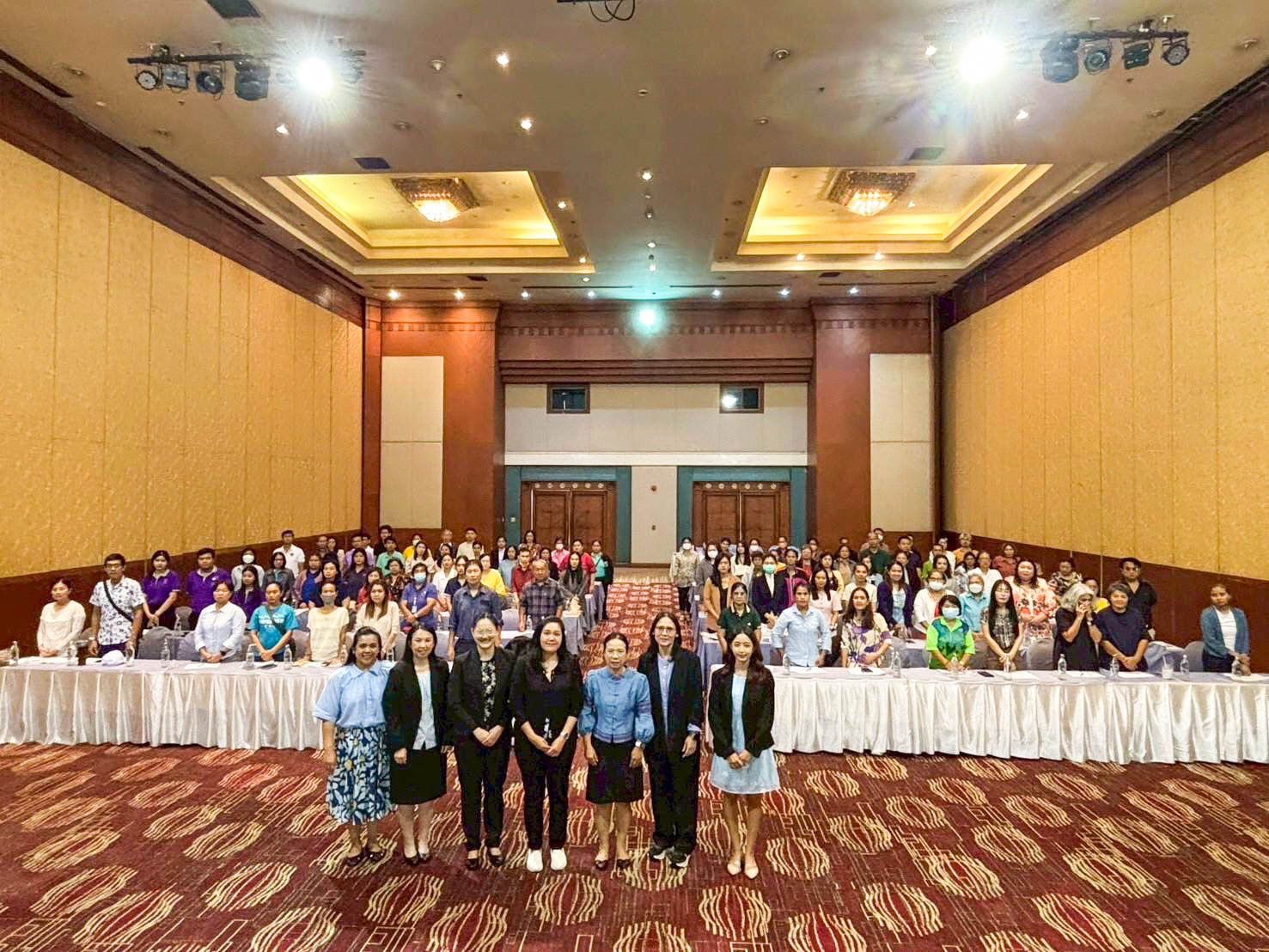 สธ.ตรัง อบรมสร้างเสริมศักยภาพผู้ประกอบการและเครือข่ายงานคุ้มครองผู้บริโภคด้านอาห...