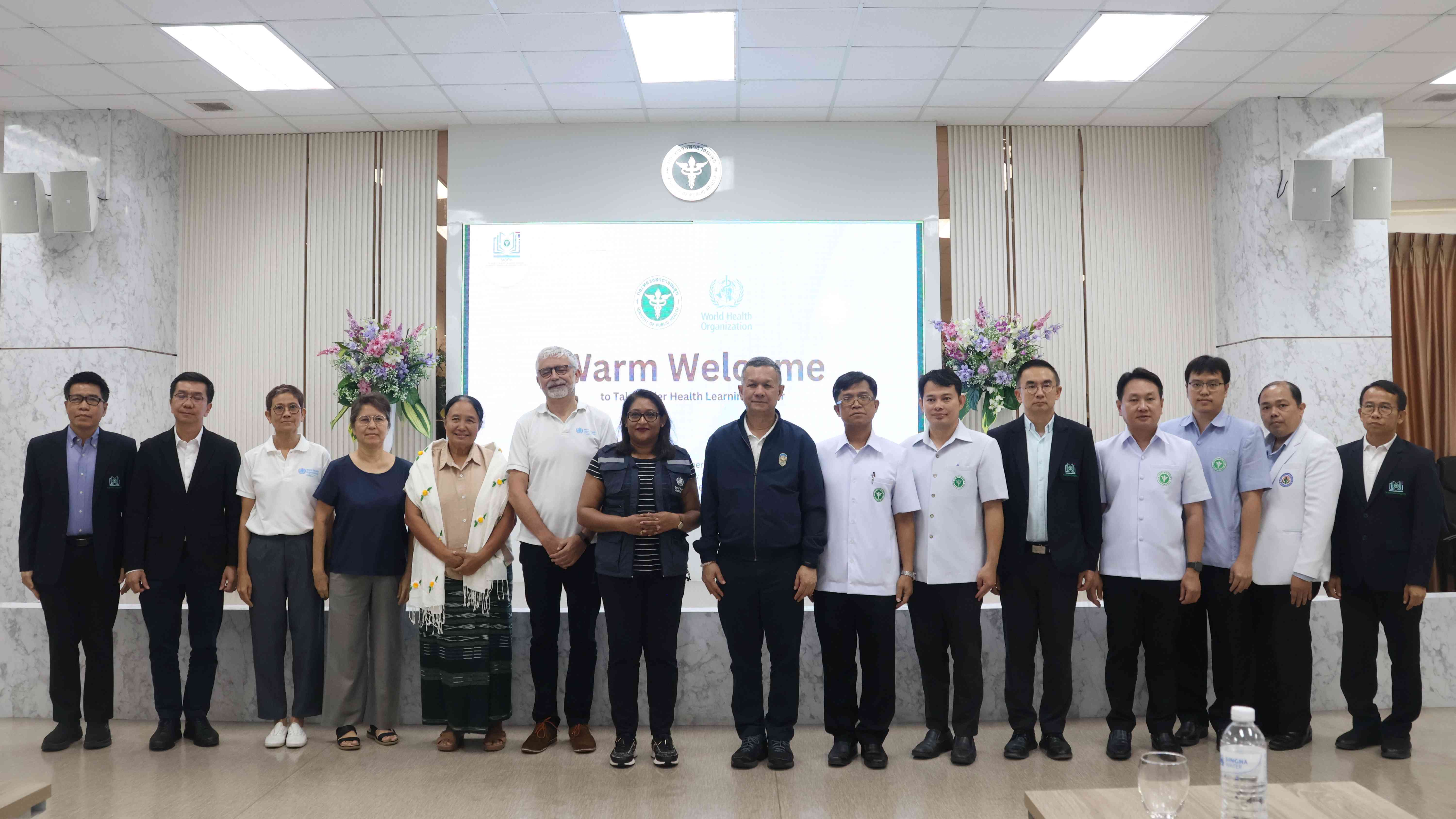 รพ.แม่สอด ต้อนรับคณะศึกษาดูงานจากองค์การอนามัยโลกภูมิภาคเอเชียตะวันออกเฉียงใต้
