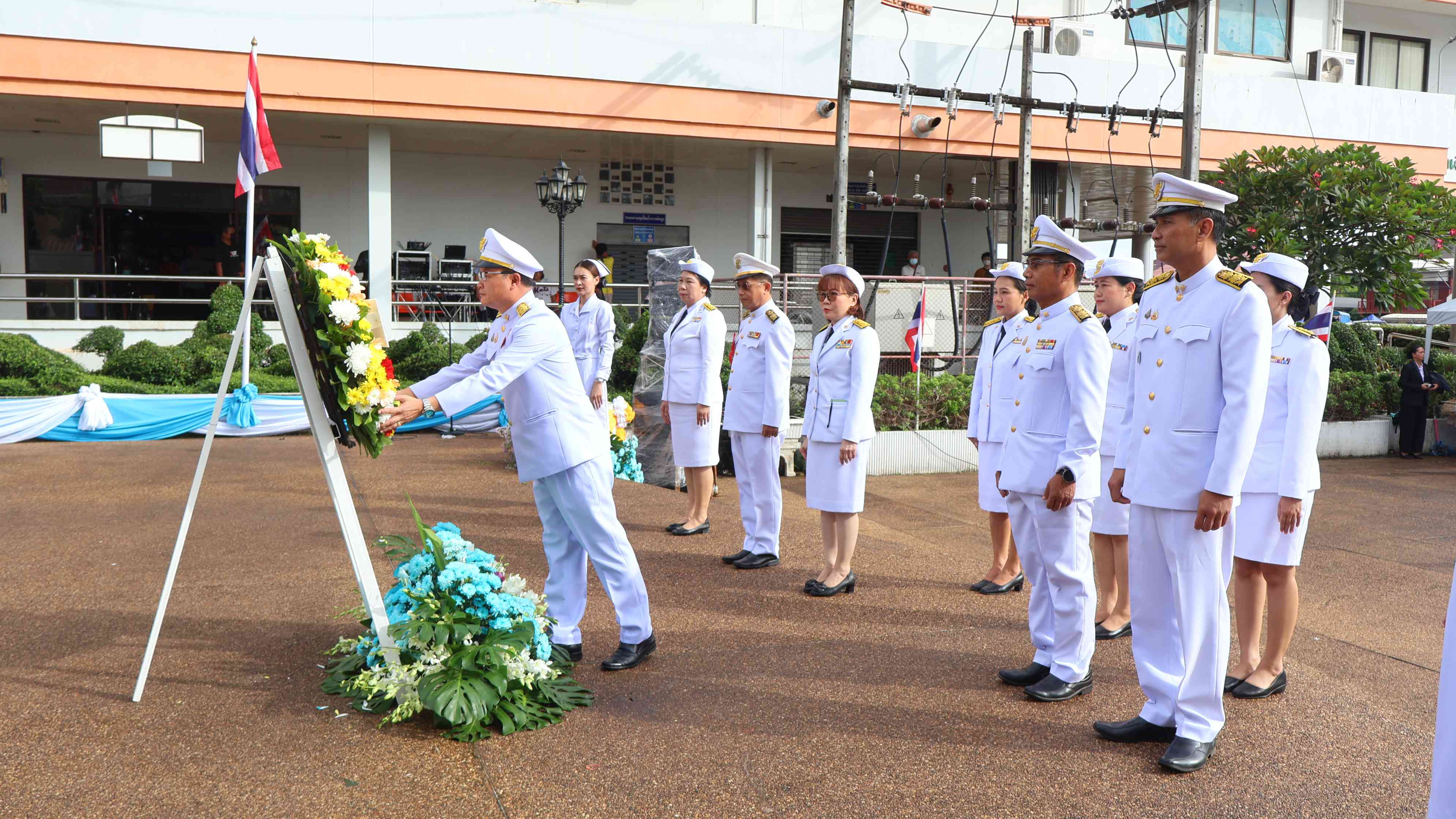 ‘สสจ.นครพนม’ ร่วมพิธี วางพวงมาลา เนื่องในวันมหิดล ประจำปี 2568  เพื่อน้อมรำลึกพร...