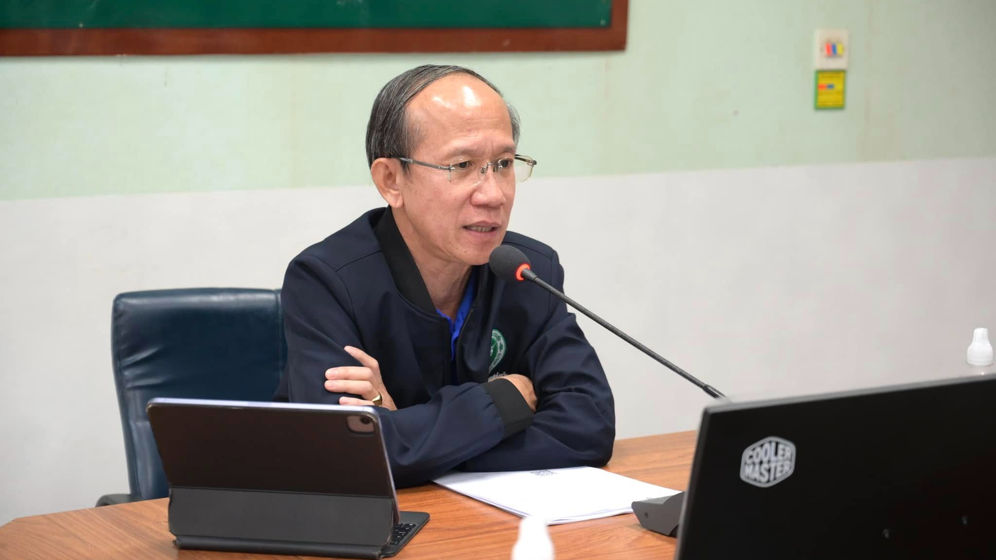 นพ.สสจ.อุบลฯ ประธานการประชุมคณะกรรมการบริหารจัดการงบประมาณ  งบลงทุน งบค่าเสื่อม สำนักงานสาธารณสุขจังหวัดอุบลราชธานี