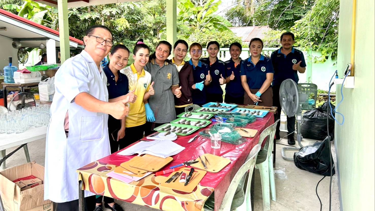 สา’สุขอุบลฯ ร่วมออกปฏิบัติการสำรวจหาตัวอ่อนพยาธิใบไม้ตับระยะเมตาเซอร์คาเรีย ในปล...
