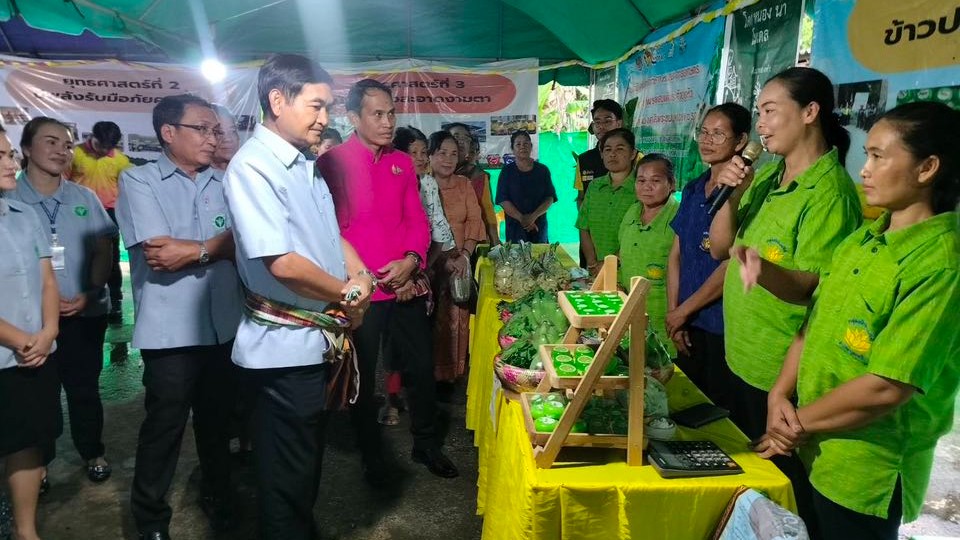 สา‘สุขอุบลฯ ลงพื้นที่เยี่ยมเสริมพลังประเมินรับรองผลการดำเนินงาน งานสถานีสุขภาพใน...