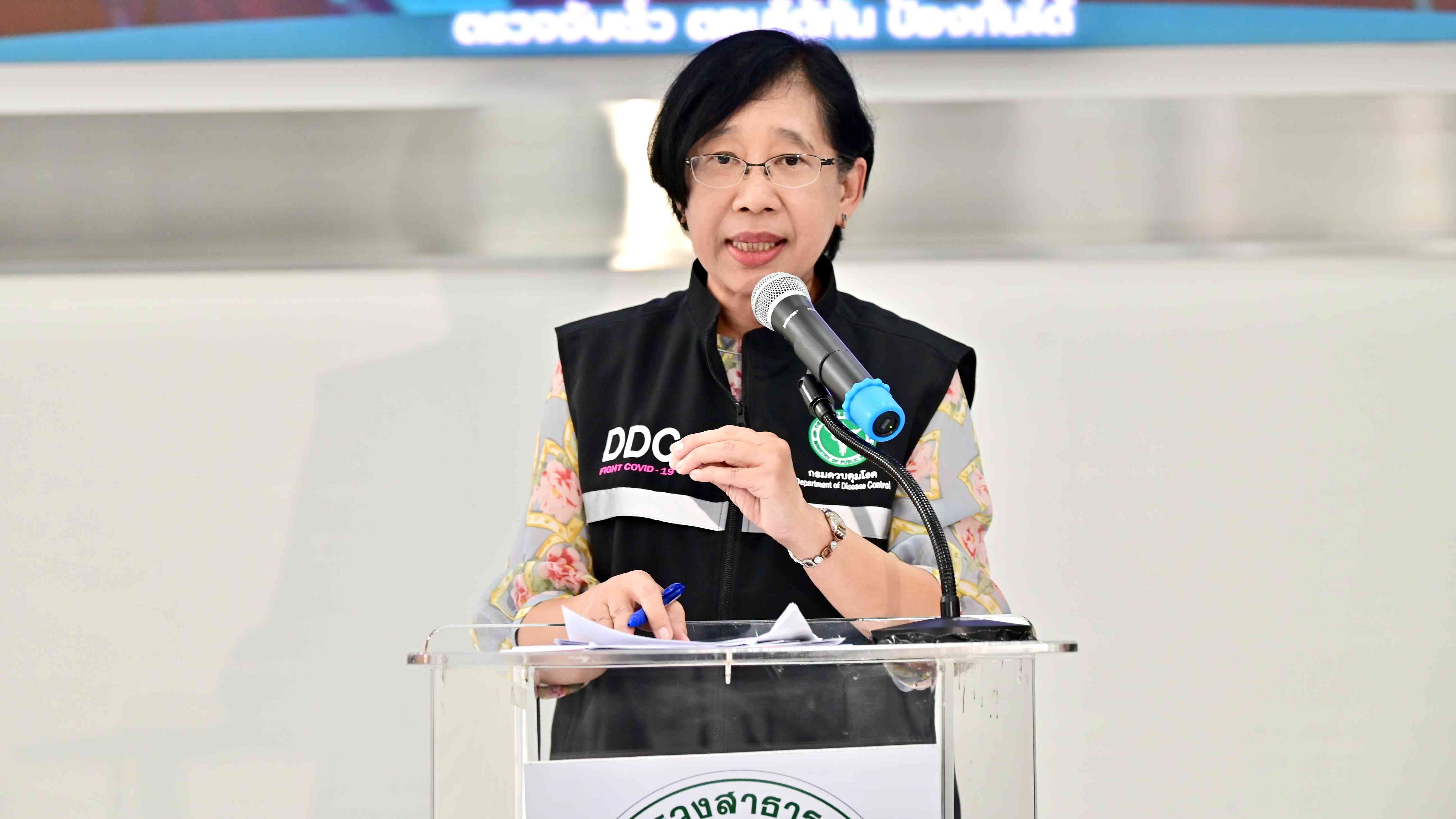 กรมควบคุมโรค แถลงข่าวประเด็นโรคแอนแทรกซ์ โรคโควิด 19 และโรคไข้หวัดใหญ่ พร้อมเฝ้าระวังติดตามสถานการณ์อย่างใกล้ชิด