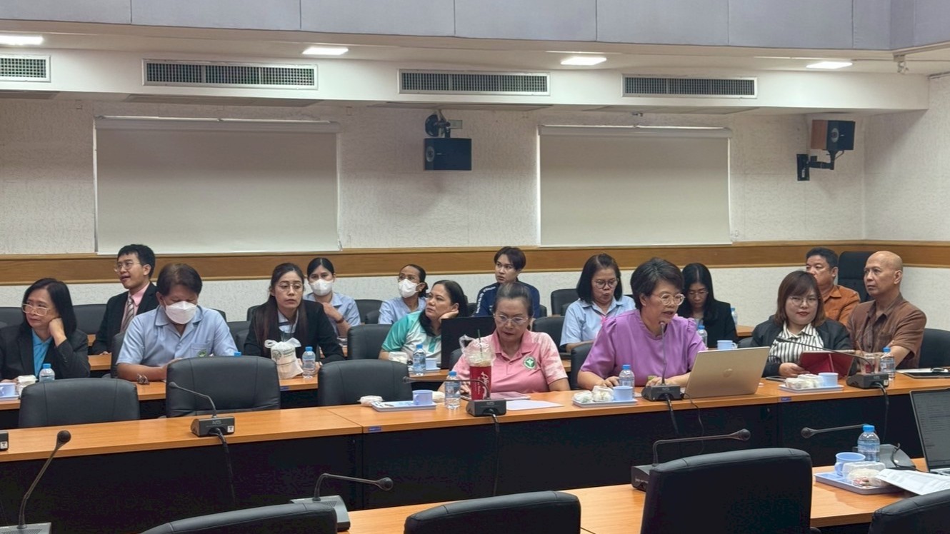 สสจ.หนองคาย ร่วมประชุมรับการตรวจราชการและนิเทศงานกรณีปกติ รอบที่ 2/2568 ประเด็นที่ 8 ตัวชี้วัดที่ 4 ร้อยละของหน่วยบริการที่ประสบภาวะวิกฤตทางการเงิน
