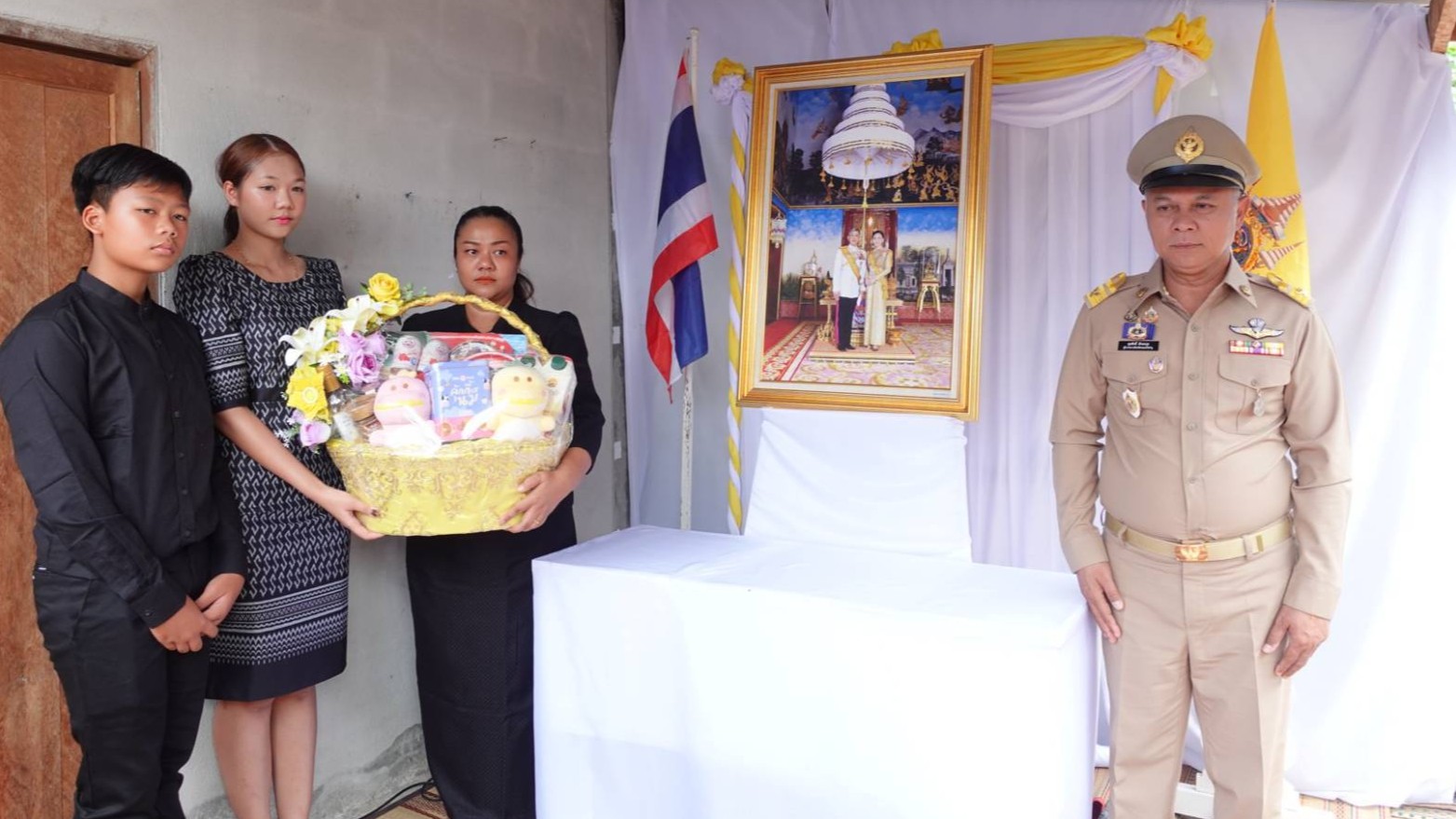 นพ.สสจ.หนองบัวลำภู ร่วมพิธีเชิญกระเช้าของขวัญพระราชทาน