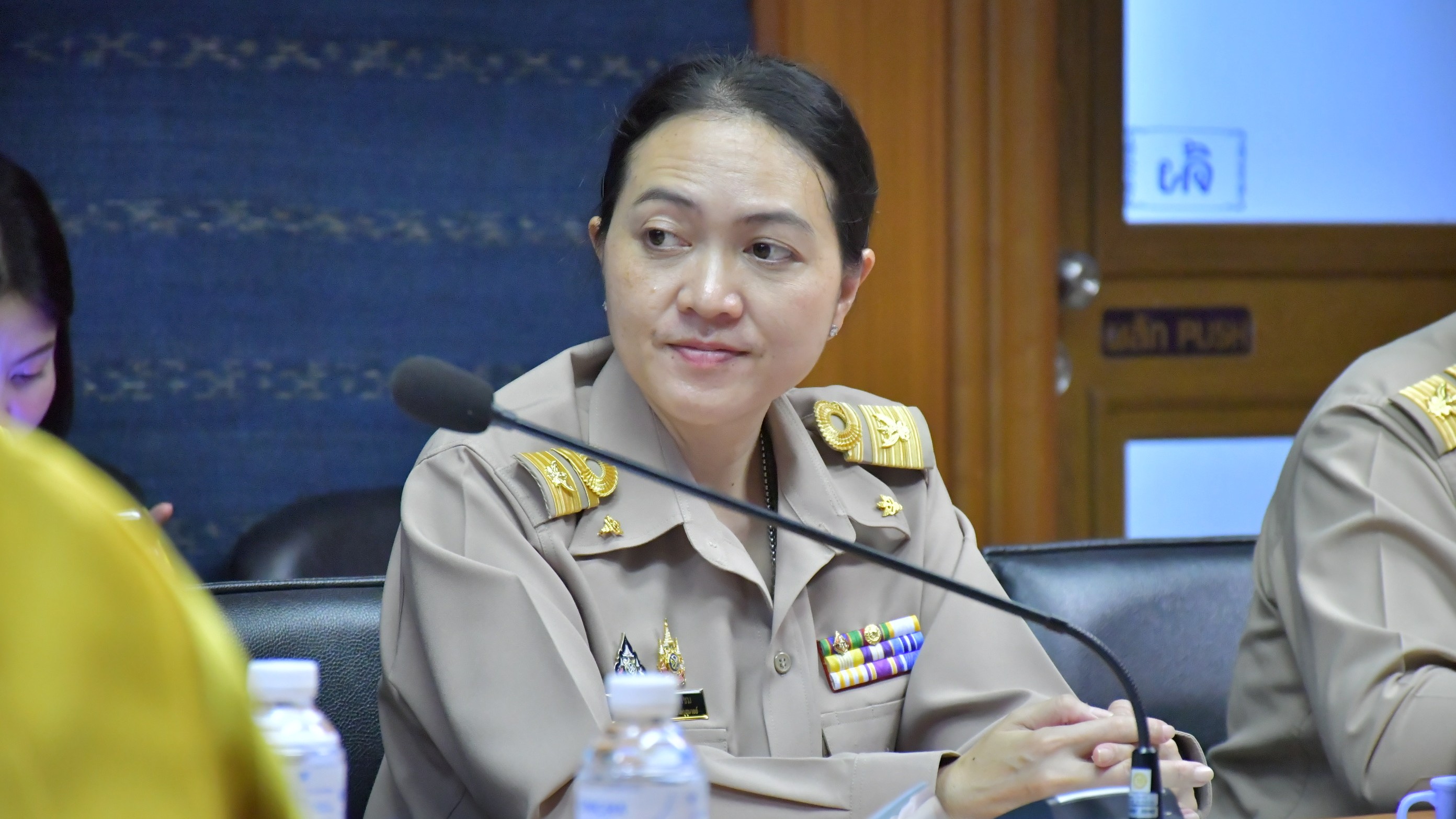 สสจ.สกลนคร “ร่วมประชุมติดตามการดำเนินงานพัฒนาและฟื้นฟูหมู่บ้าน/ชุมชนกองทุนแม่ของแผ่นดินในระยะ 2 เดือน”