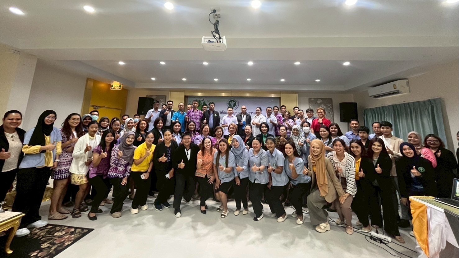 นายแพทย์สาธารณสุขจังหวัดพังงา เป็นประธานเปิดการอบรมพัฒนาศักยภาพบุคลากรสาธารณสุข การดำเนินการพัฒนาอนามัยสิ่งแวดล้อม ฯ ในสถานบริการสาธารณสุขและเครือข่าย จังหวัดพังงา
