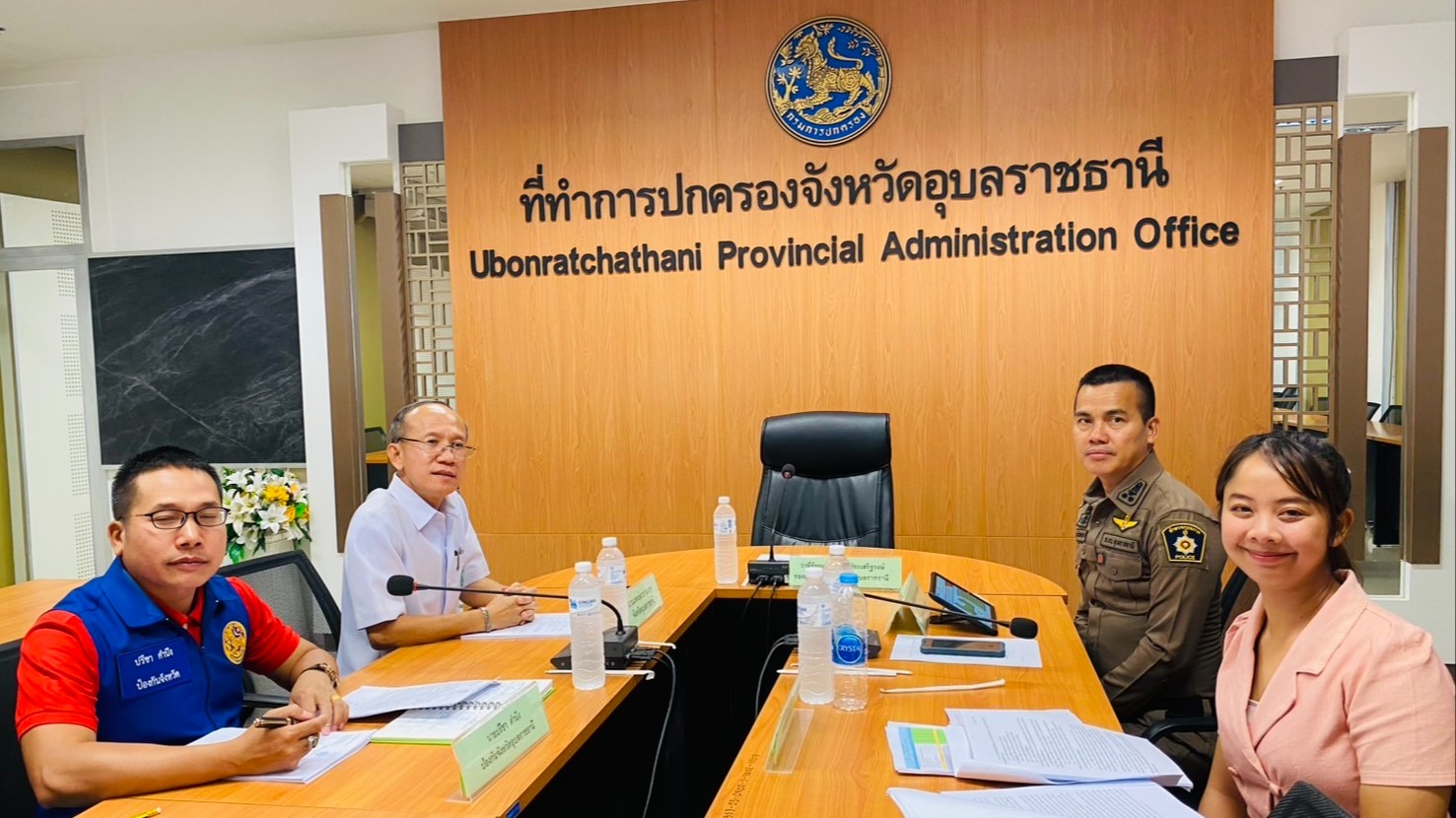 นพ.สสจ.อุบลฯ ร่วมประชุมคณะกรรมการติดตาม เร่งรัดการดำเนินงานป้องกัน ปราบปราม และแ...